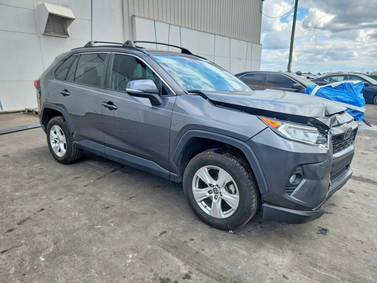 2021 Toyota Rav4 Xle Gray vin: 2T3W1RFV5MC114545