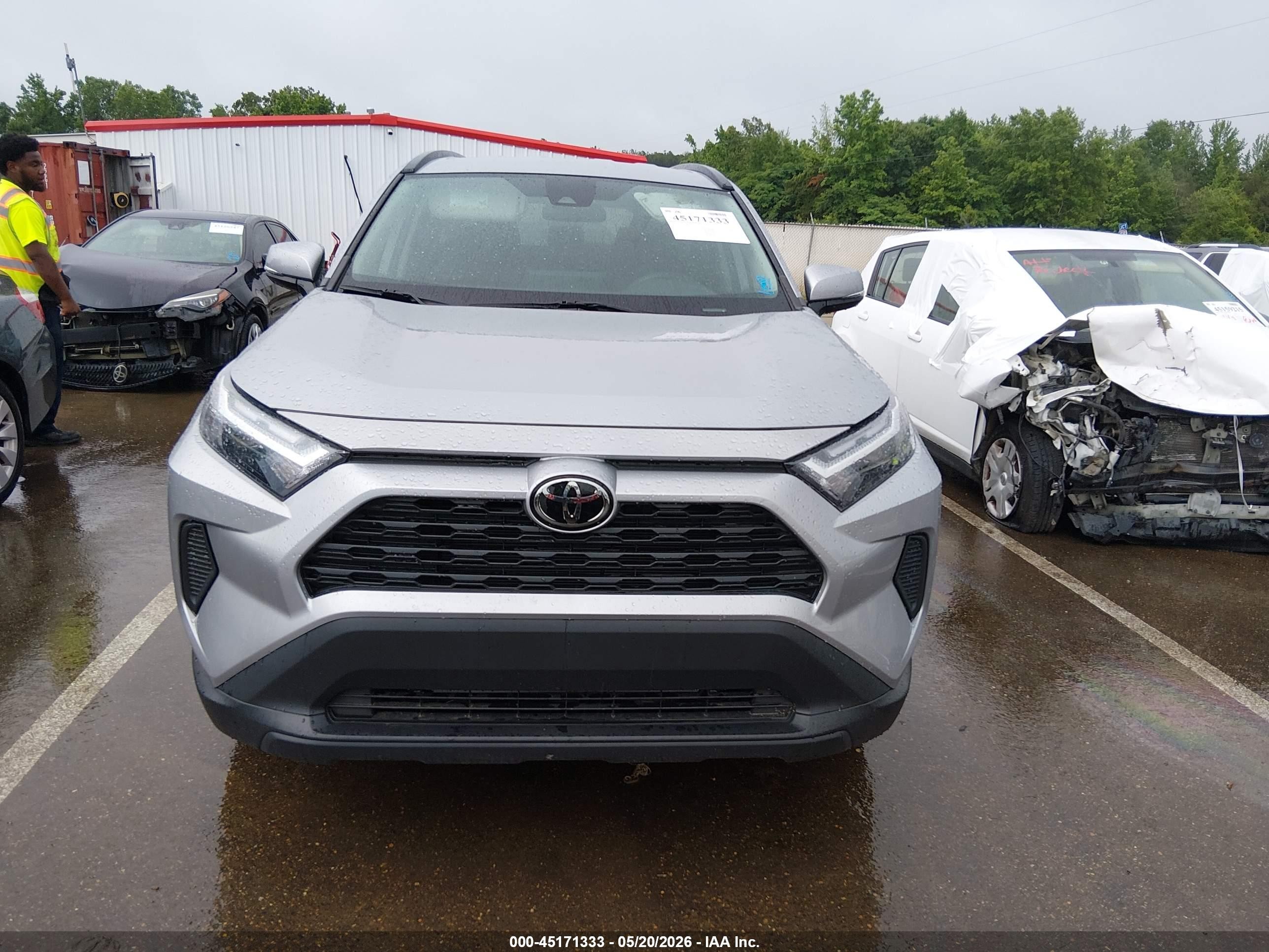 2023 Toyota Rav4 Xle Silver vin: 2T3W1RFV5PW286951