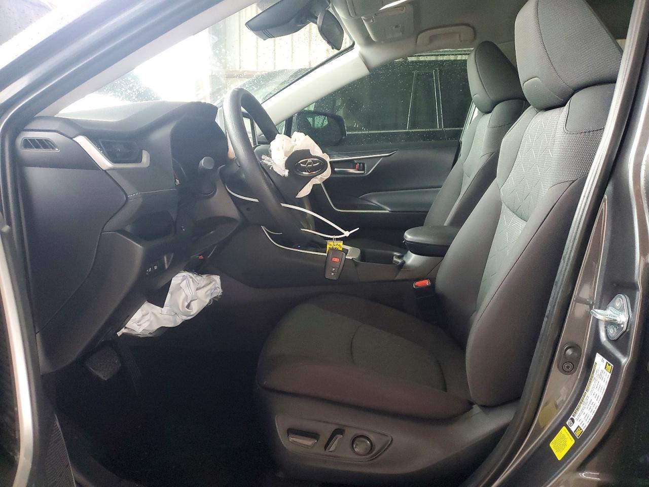 2025 Toyota Rav4 Xle Gray vin: 2T3W1RFV5SC361626