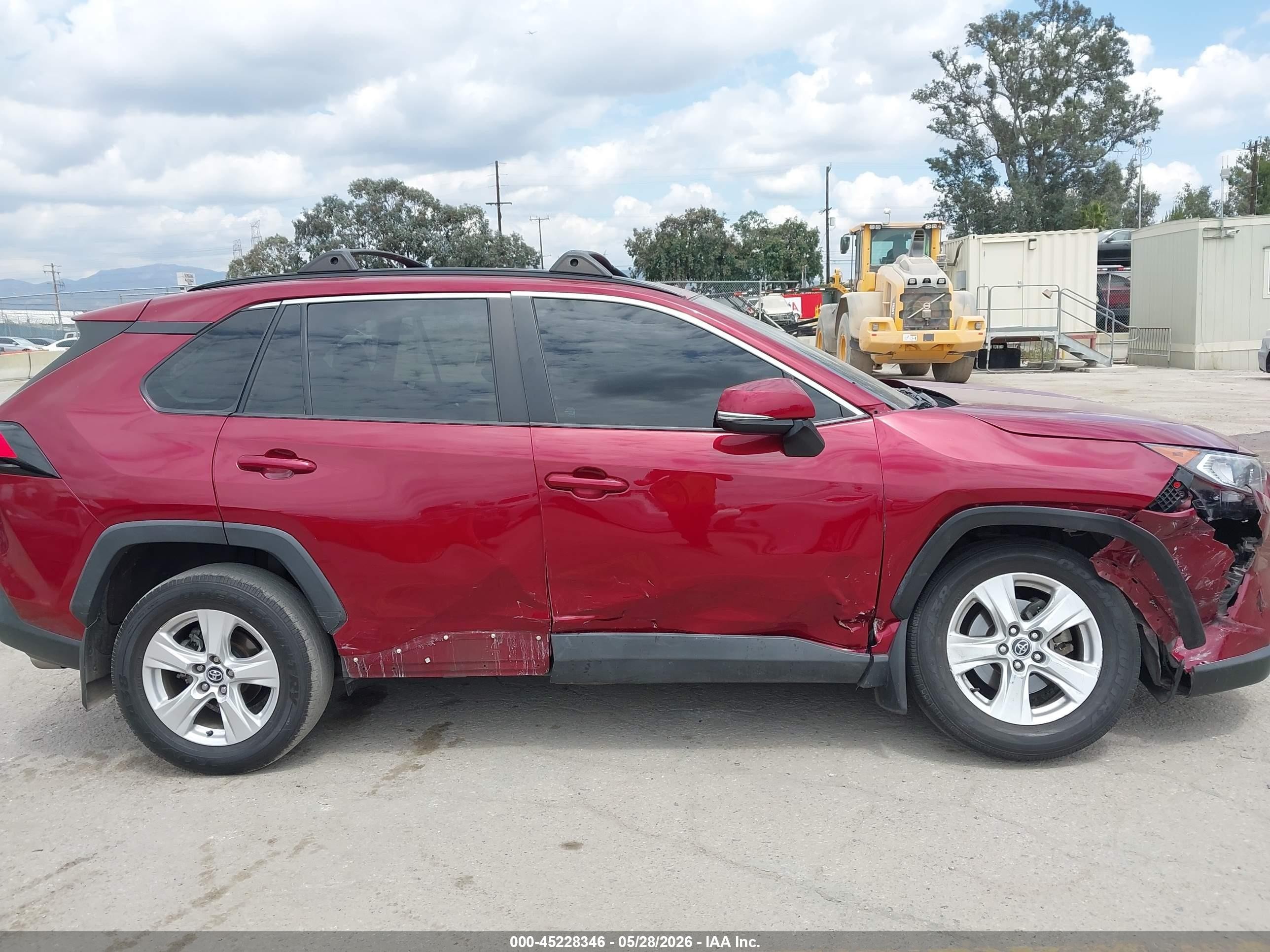 2020 Toyota Rav4 Xle Красный vin: 2T3W1RFV6LW058323