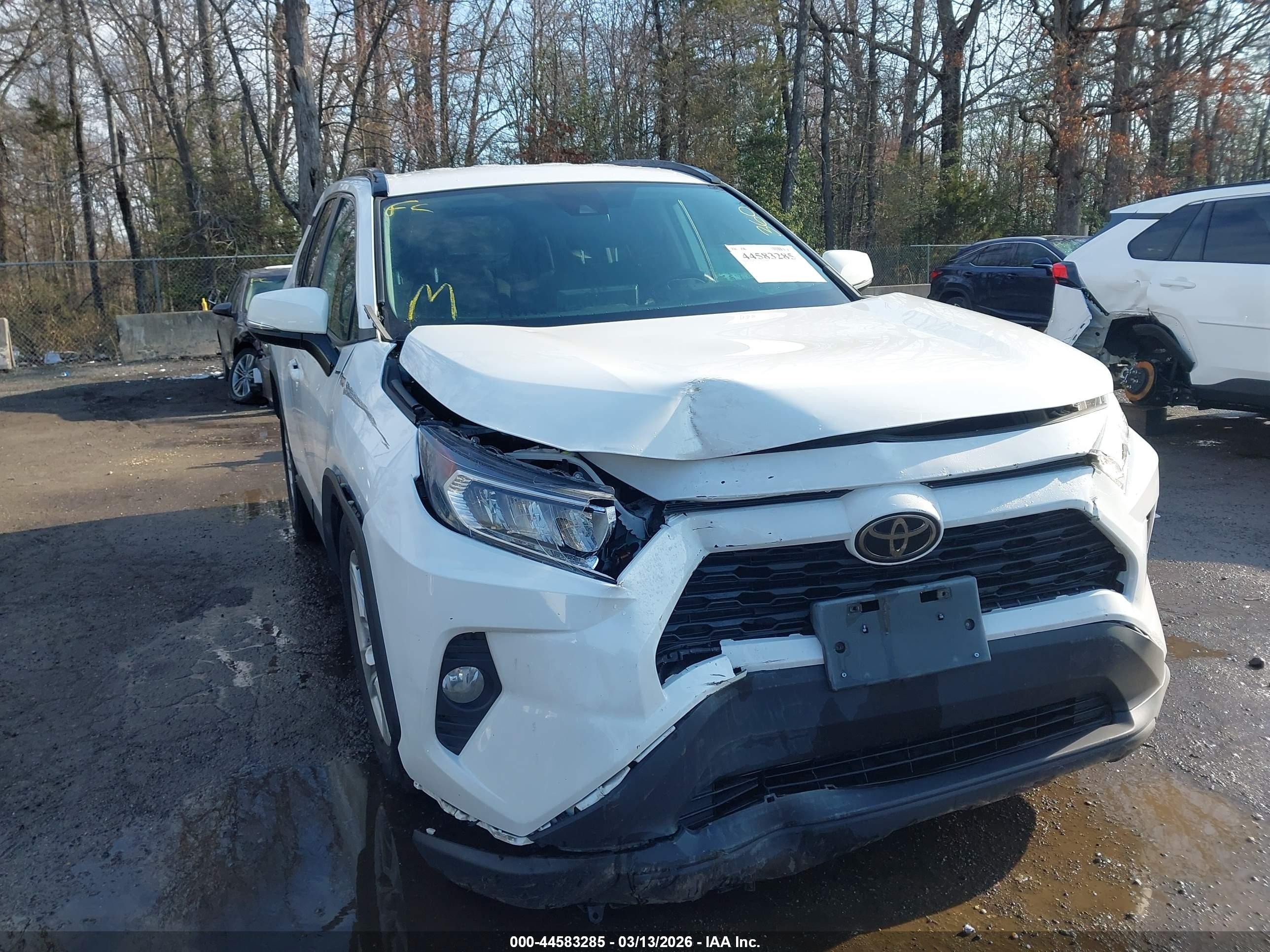2021 Toyota Rav4 Xle White vin: 2T3W1RFV6MC145870