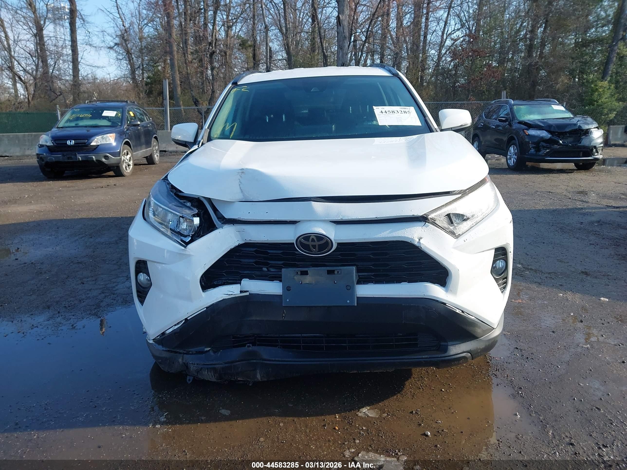 2021 Toyota Rav4 Xle White vin: 2T3W1RFV6MC145870