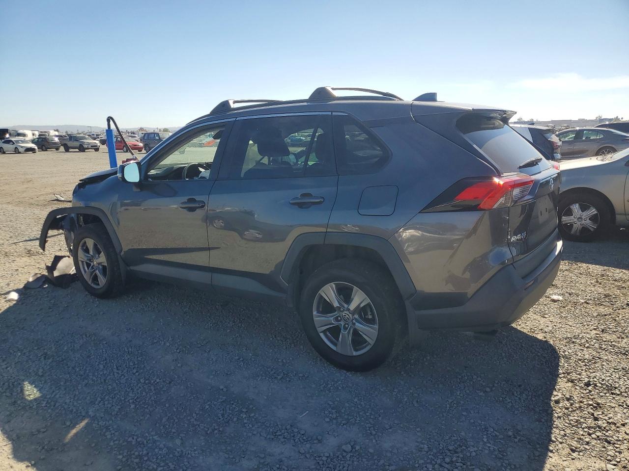 2022 Toyota Rav4 Xle Gray vin: 2T3W1RFV6NC182421