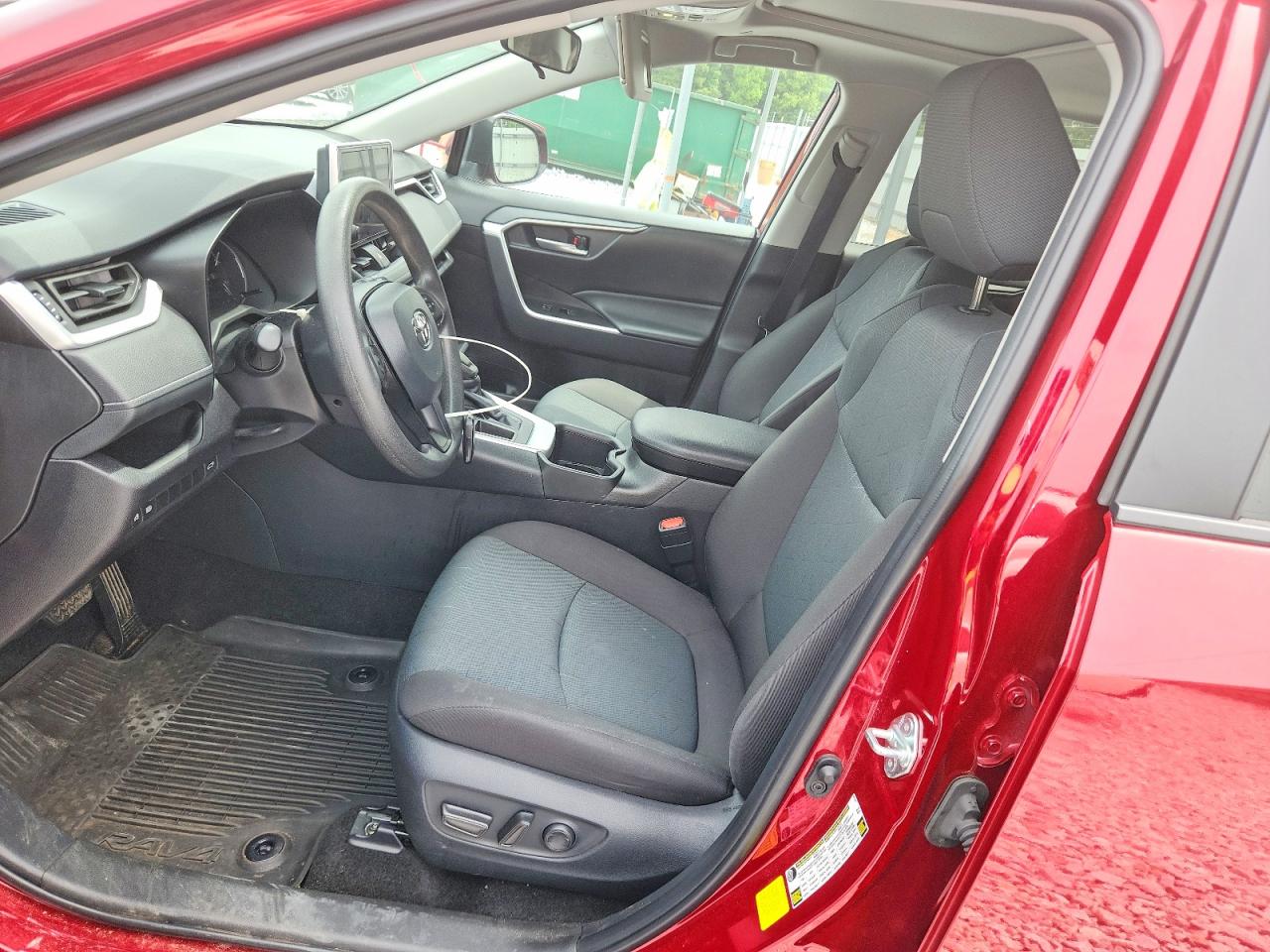 2024 Toyota Rav4 Xle Red vin: 2T3W1RFV6RW356850
