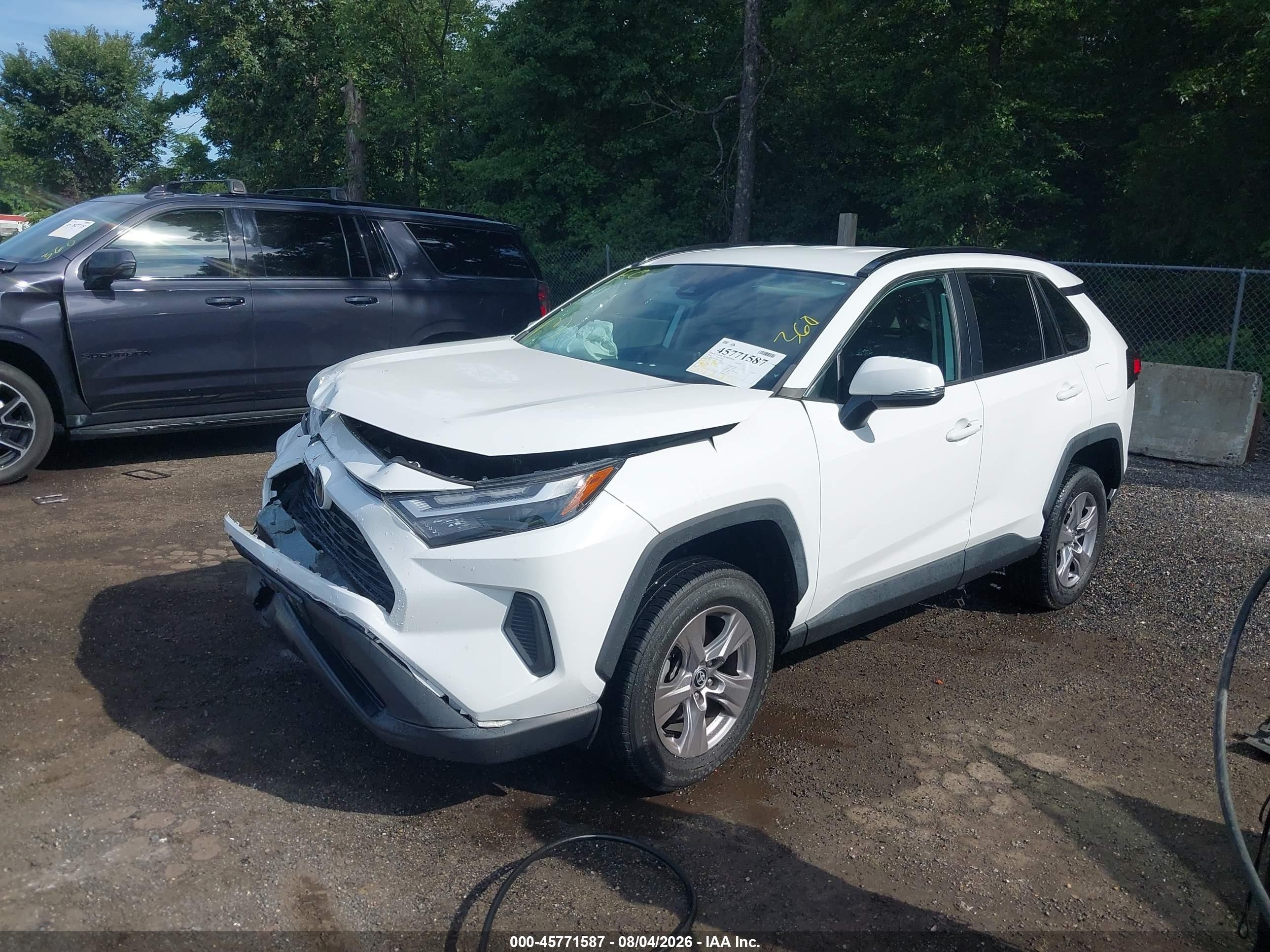 2023 Toyota Rav4 Xle White vin: 2T3W1RFV7PW276342