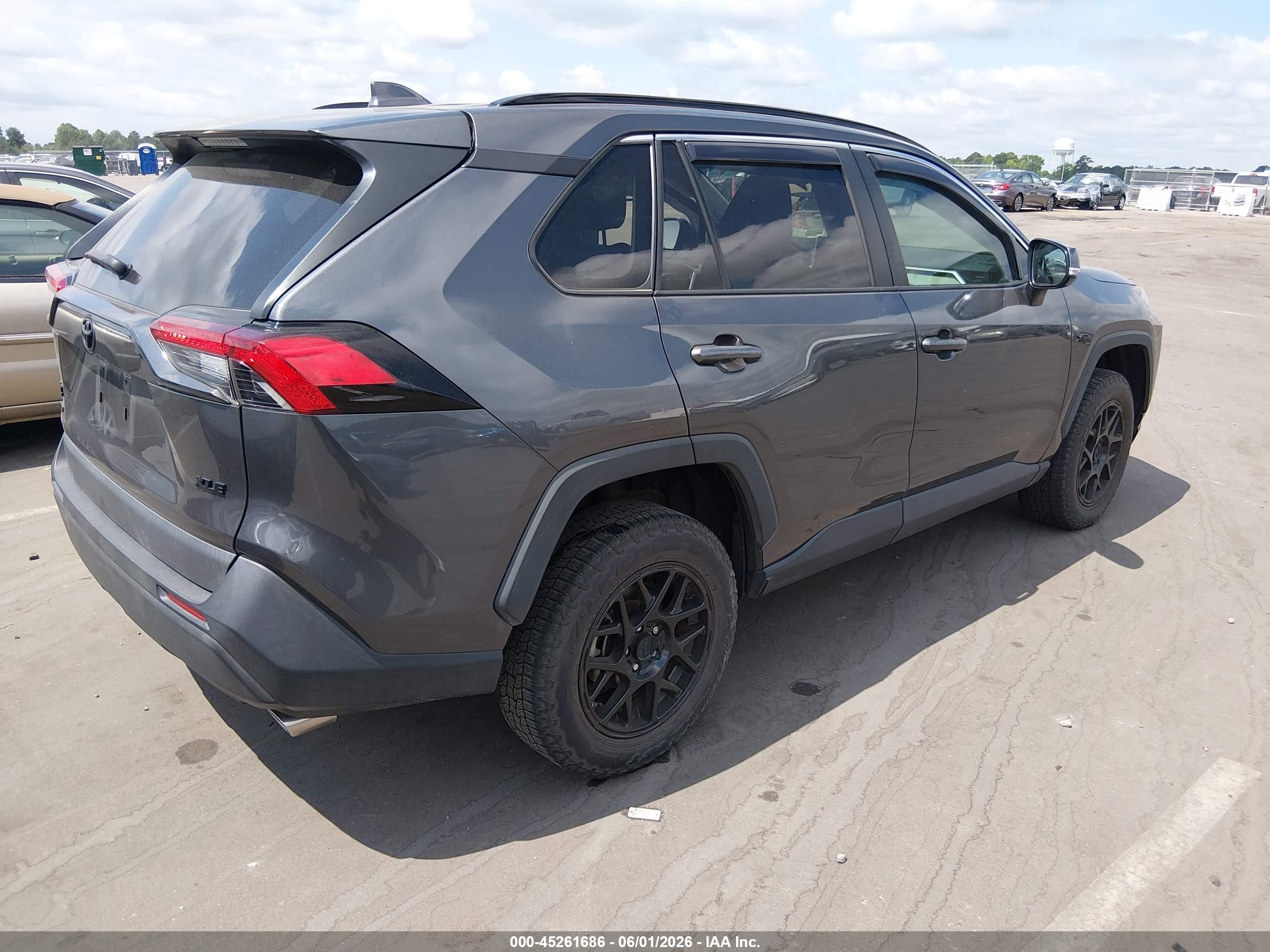 2023 Toyota Rav4 Xle Черный vin: 2T3W1RFV8PC216636