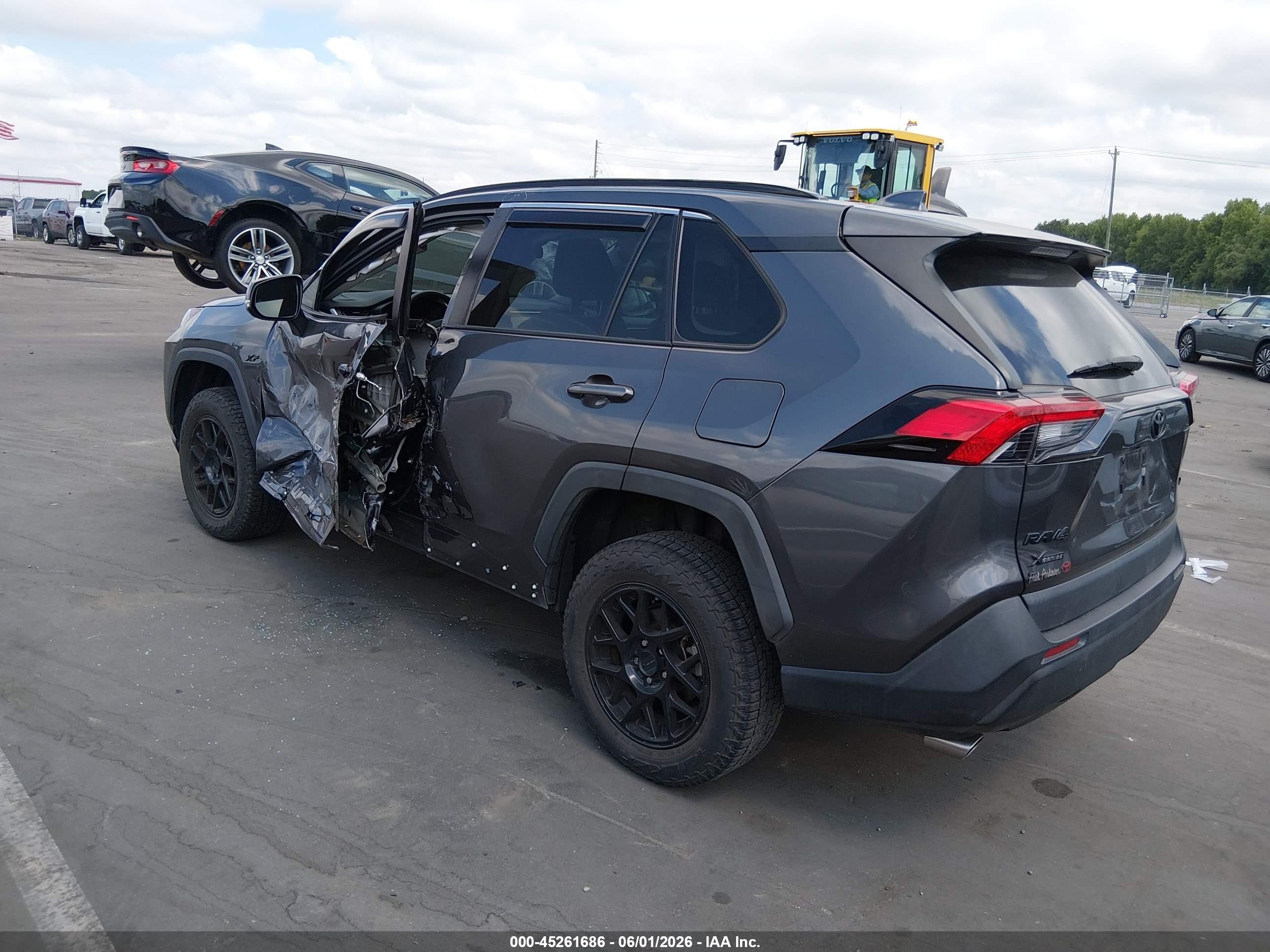 2023 Toyota Rav4 Xle Черный vin: 2T3W1RFV8PC216636