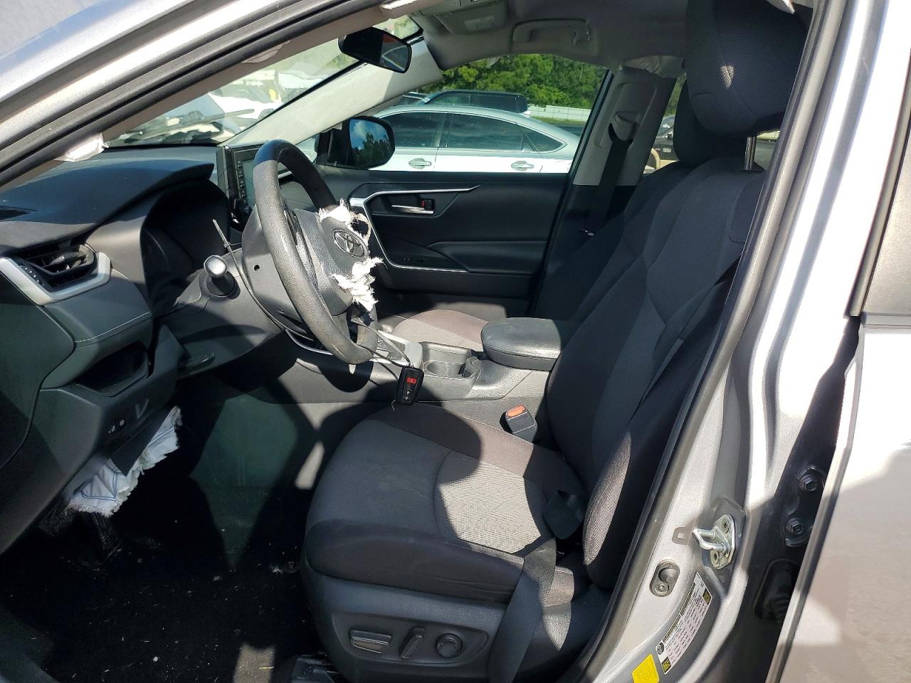 2020 Toyota Rav4 Xle Silver vin: 2T3W1RFV9LC062478