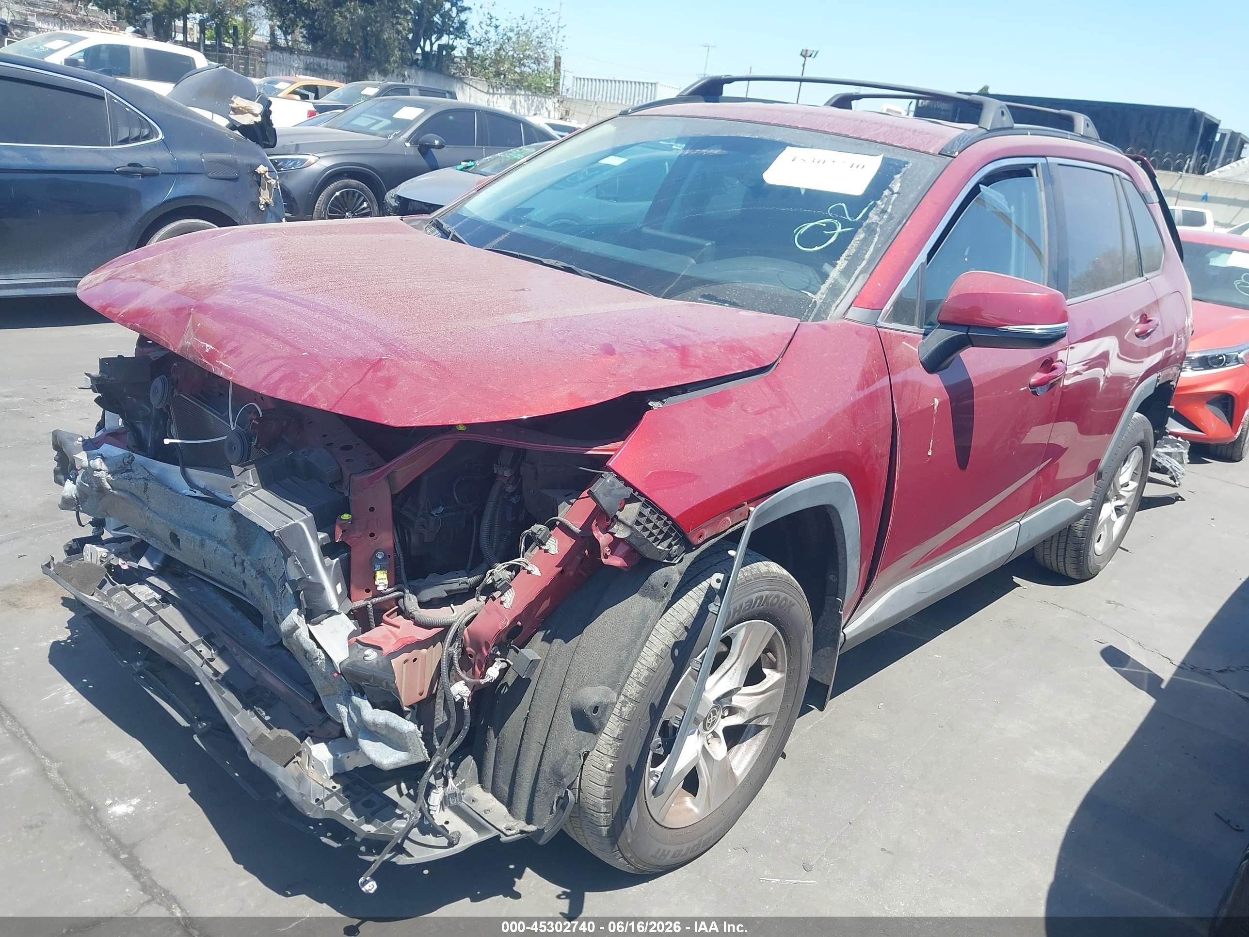 2021 Toyota Rav4 Xle Red vin: 2T3W1RFV9MW159213
