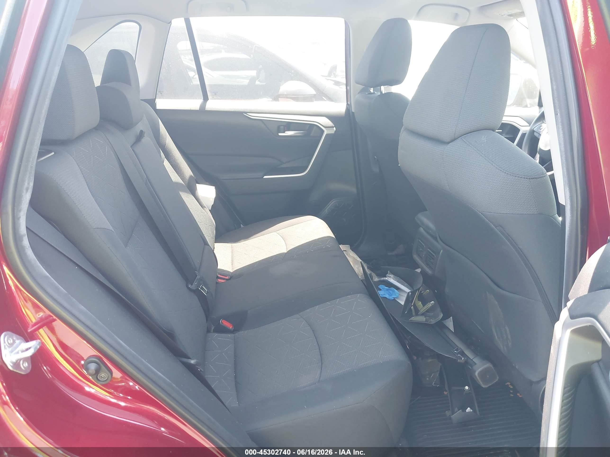 2021 Toyota Rav4 Xle Red vin: 2T3W1RFV9MW159213