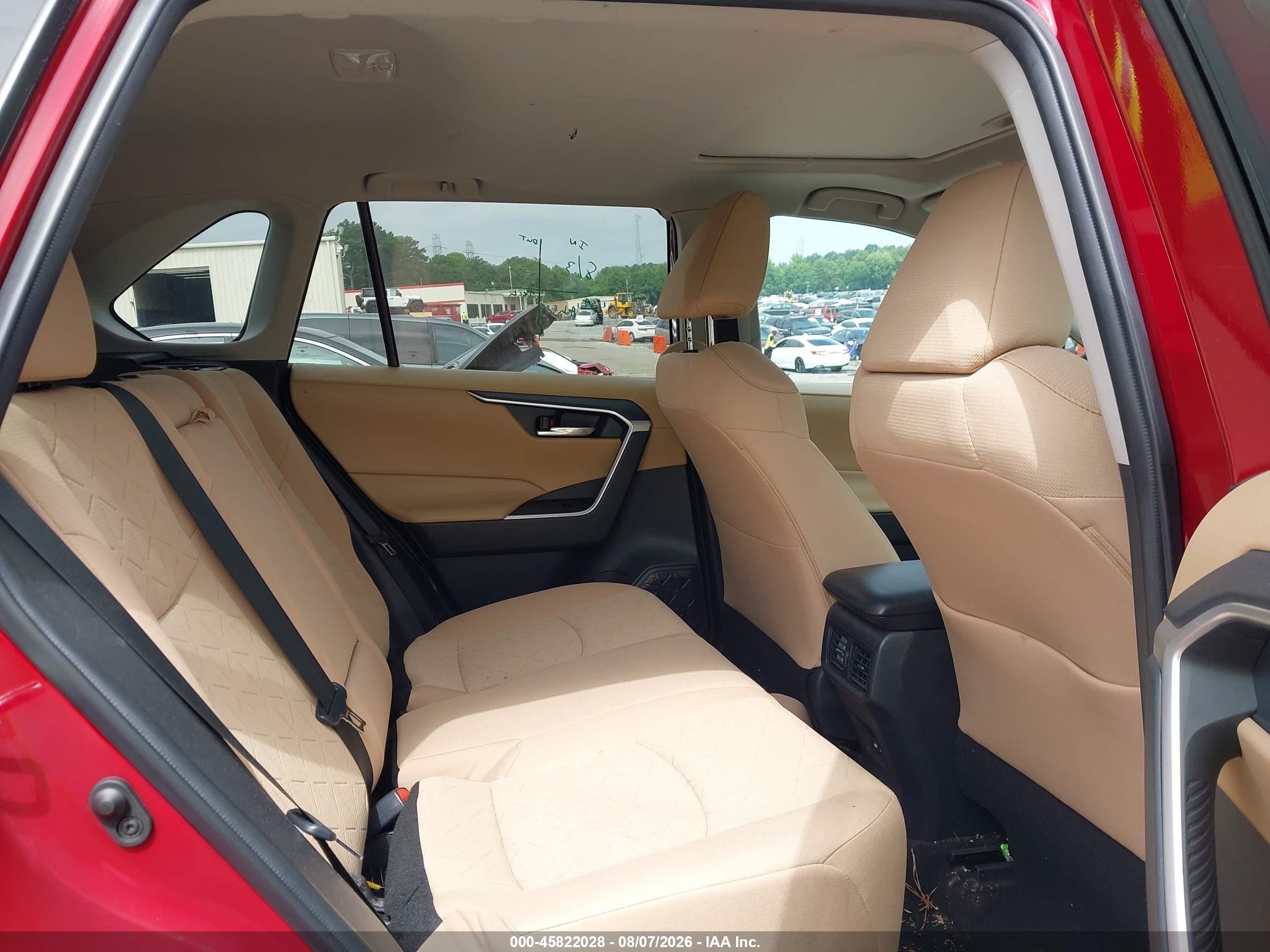 2021 Toyota Rav4 Xle Red vin: 2T3W1RFV9MW180479
