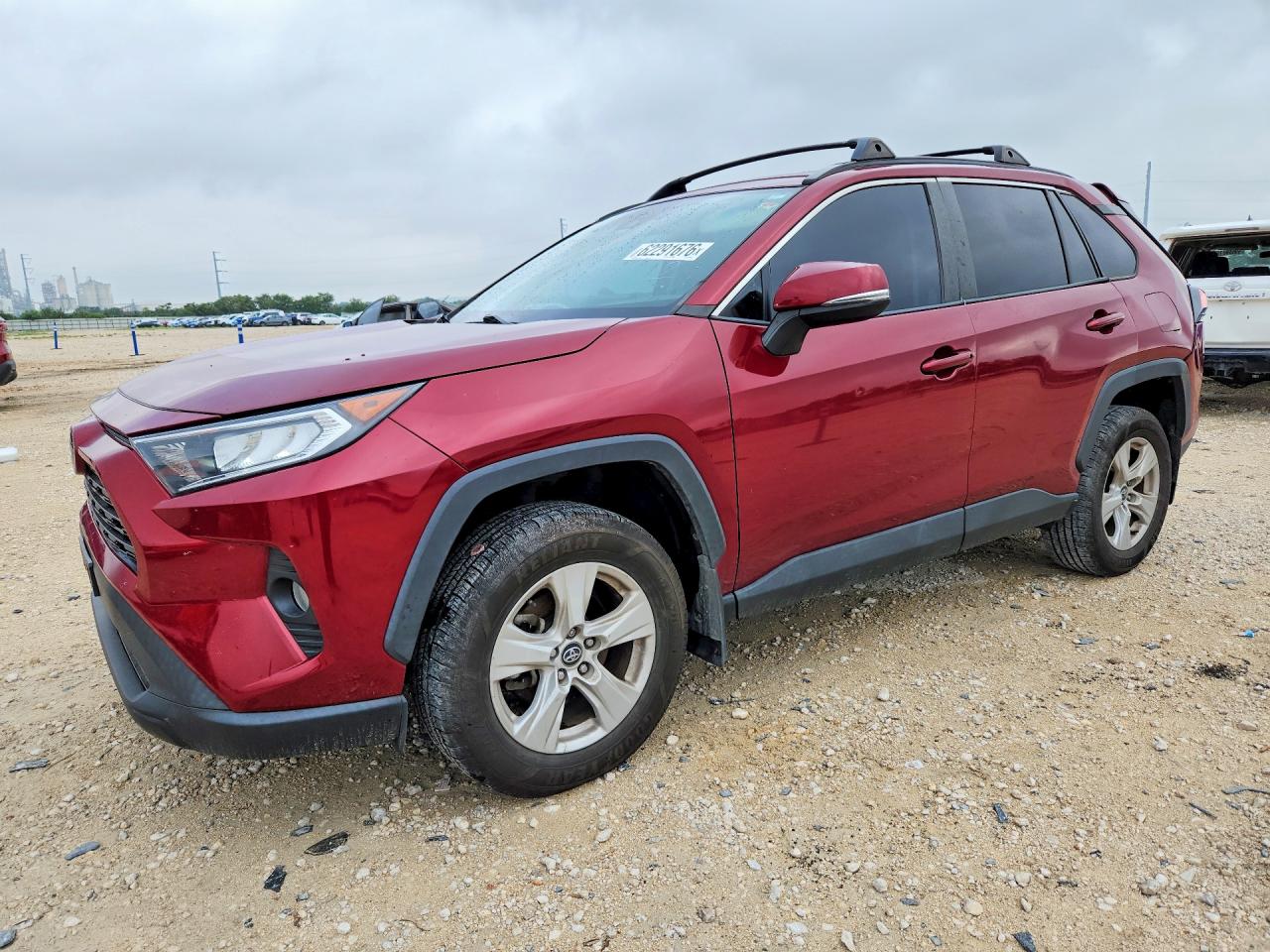 2021 Toyota Rav4 Xle Red vin: 2T3W1RFVXMW104415