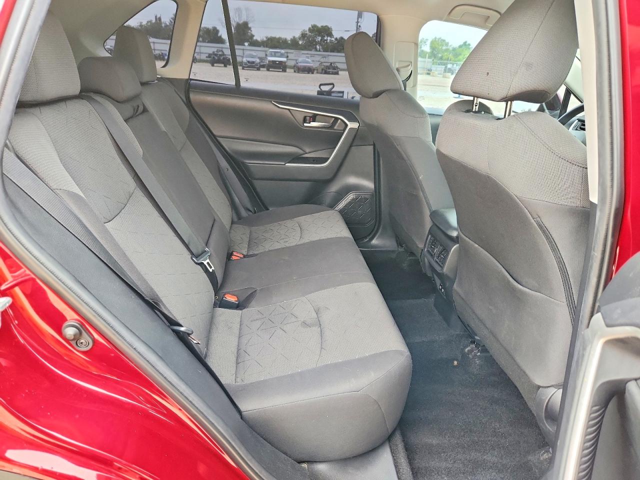2021 Toyota Rav4 Xle Red vin: 2T3W1RFVXMW104415