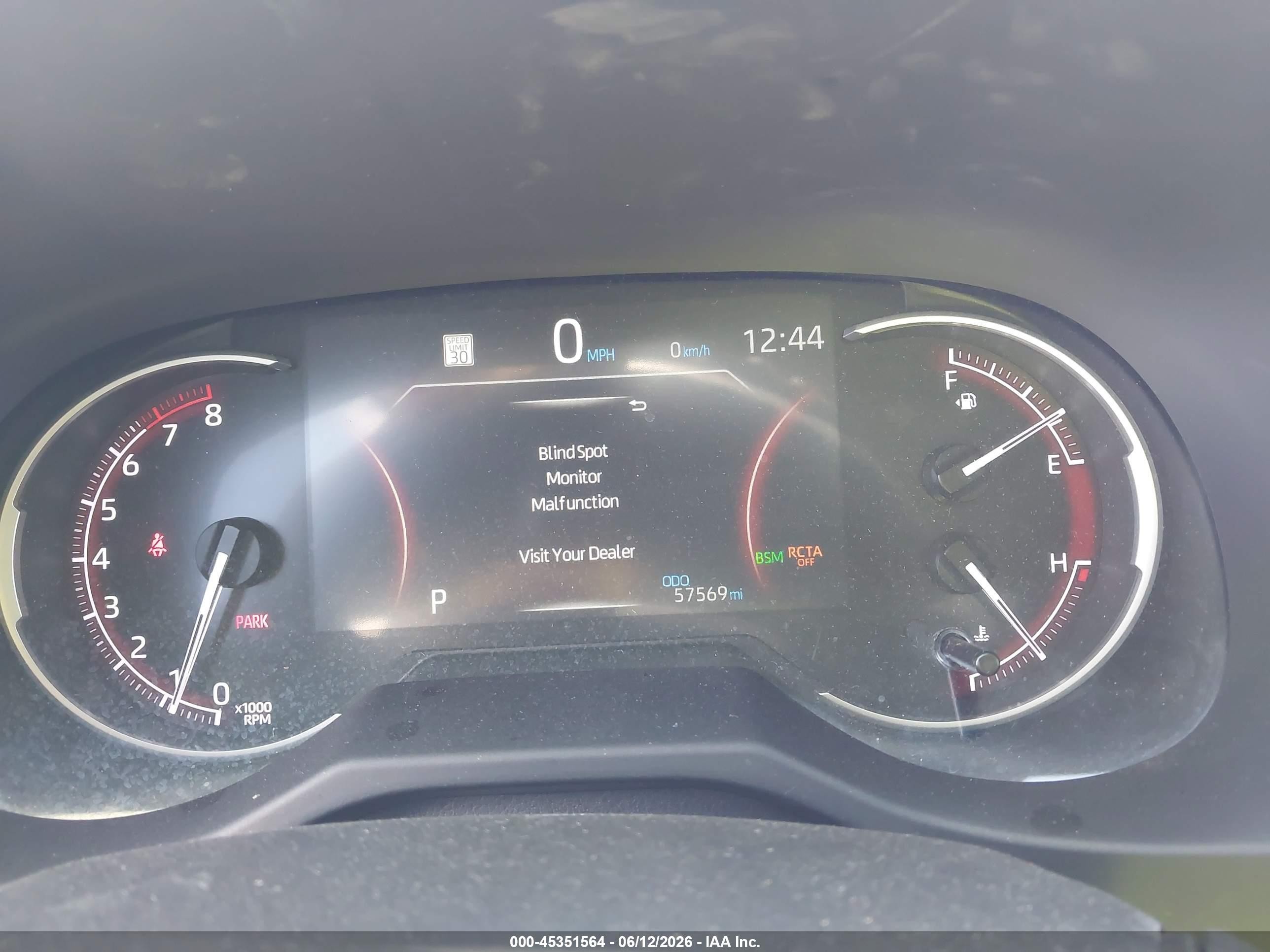 2024 Toyota Rav4 Xle Белый vin: 2T3W1RFVXRW339503