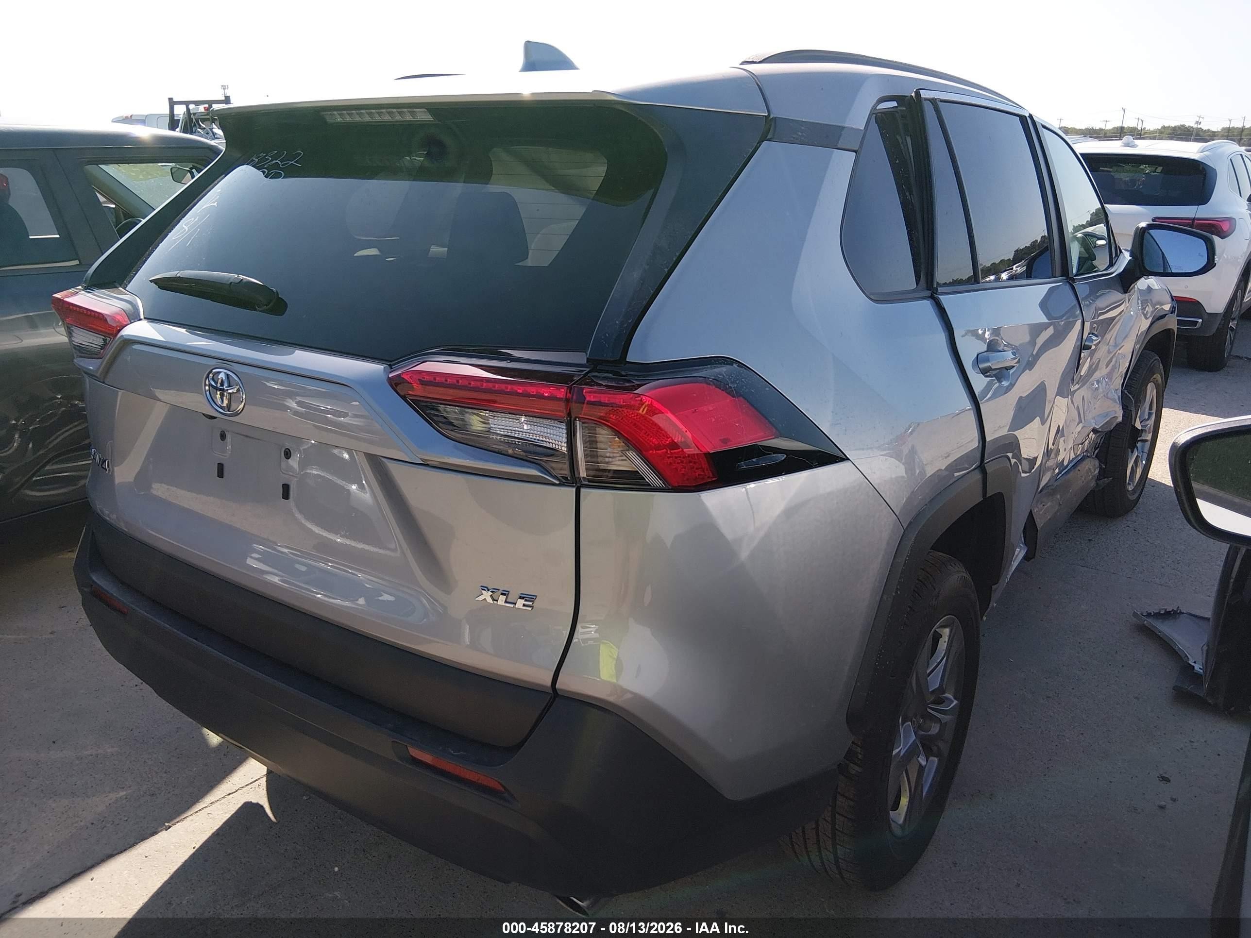 2025 Toyota Rav4 Xle Silver vin: 2T3W1RFVXSW380574