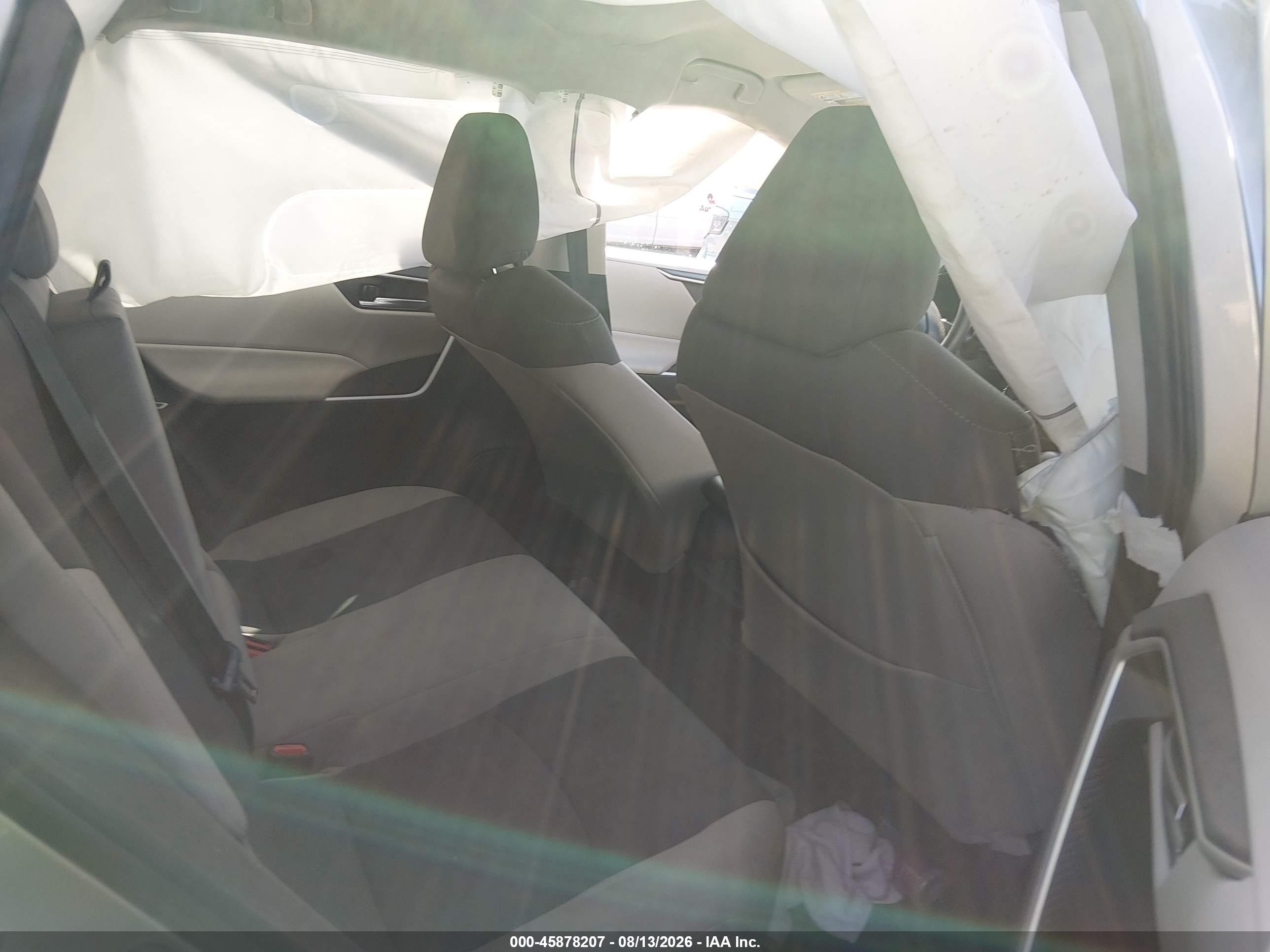 2025 Toyota Rav4 Xle Silver vin: 2T3W1RFVXSW380574