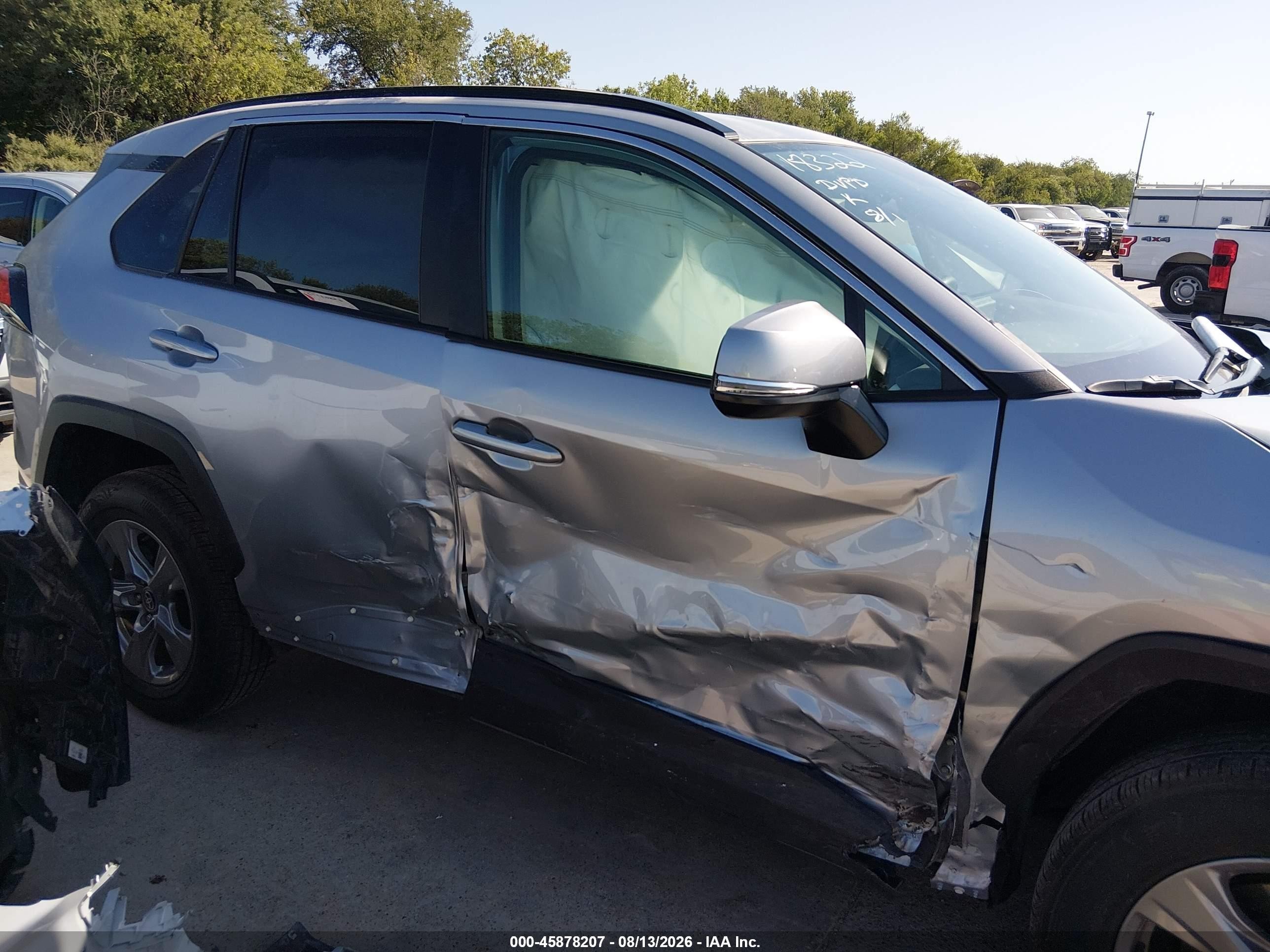 2025 Toyota Rav4 Xle Silver vin: 2T3W1RFVXSW380574