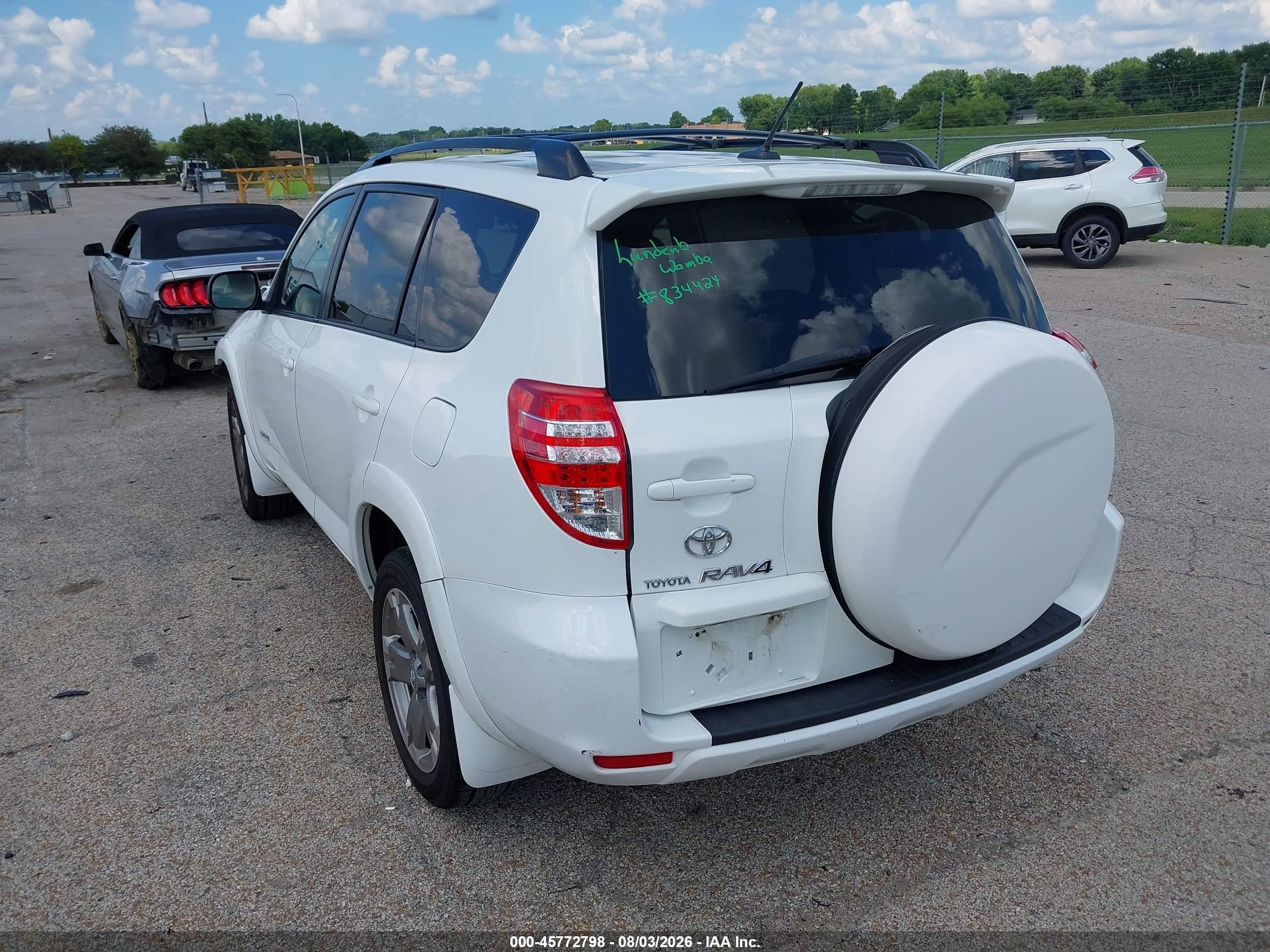 2010 Toyota Rav4 Sport White vin: 2T3WF4DVXAW036488