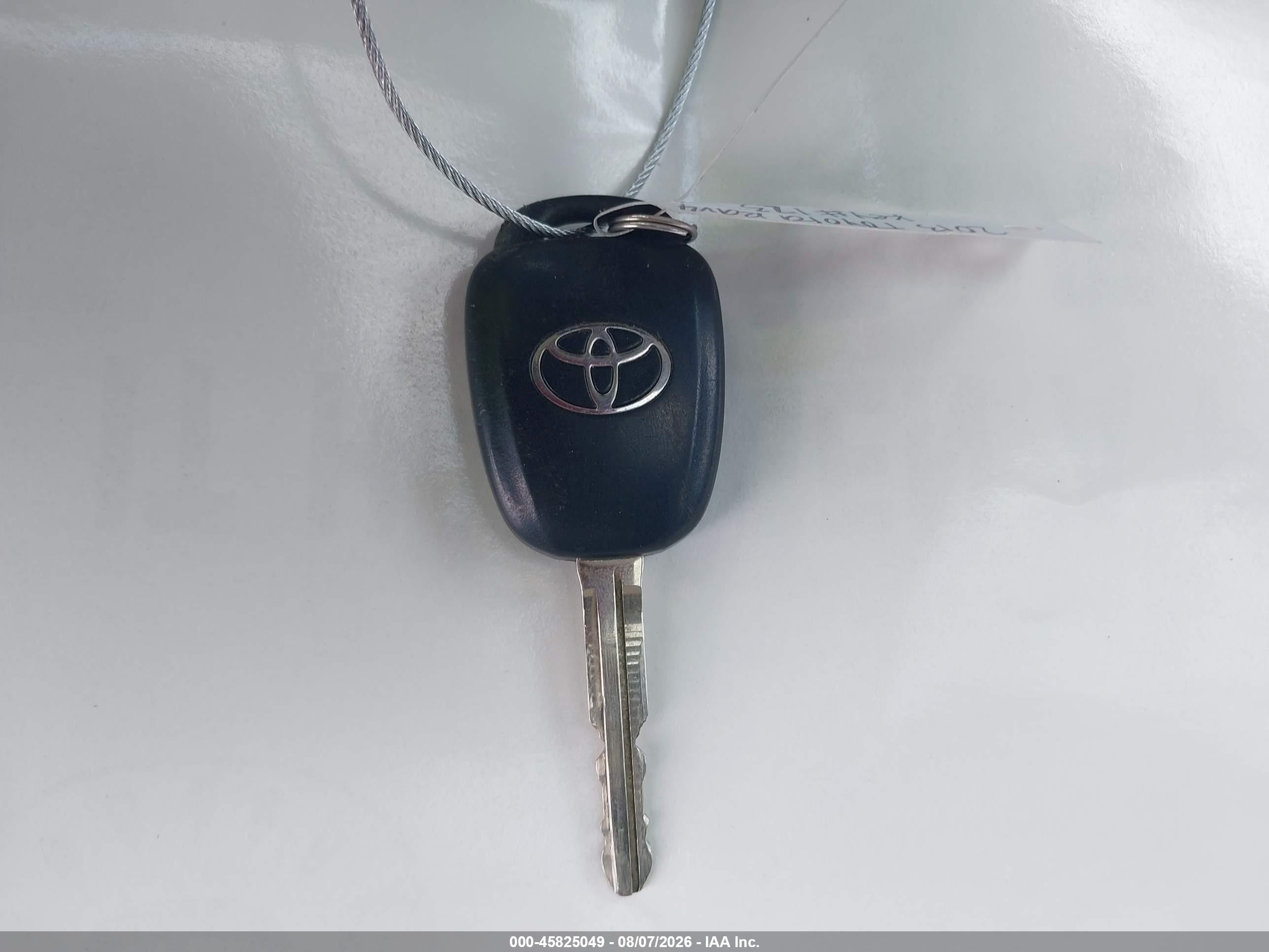 2013 Toyota Rav4 Xle Серебряный vin: 2T3WFREV0DW018842
