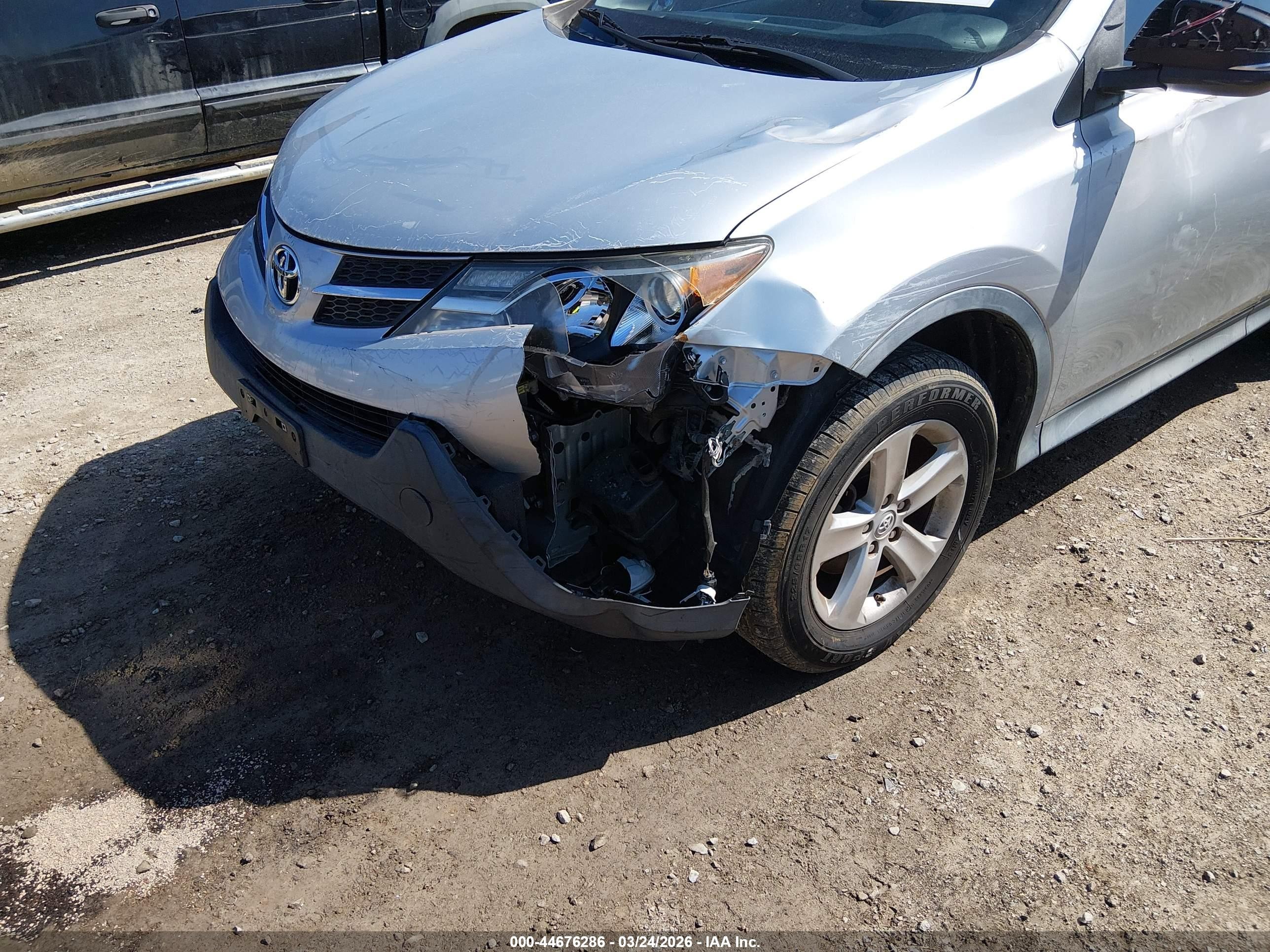 2014 Toyota Rav4 Xle Silver vin: 2T3WFREV0EW079383