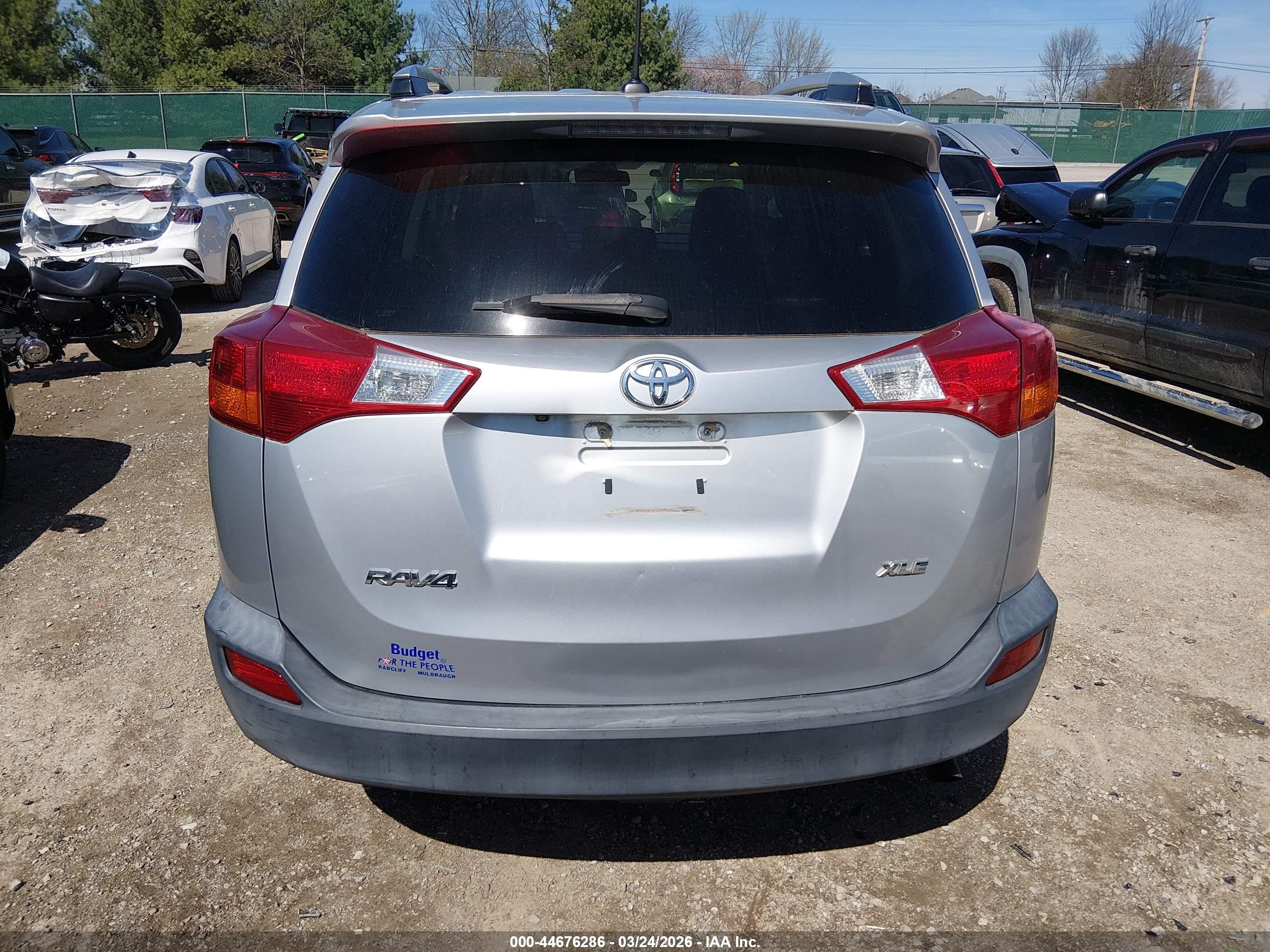 2014 Toyota Rav4 Xle Silver vin: 2T3WFREV0EW079383