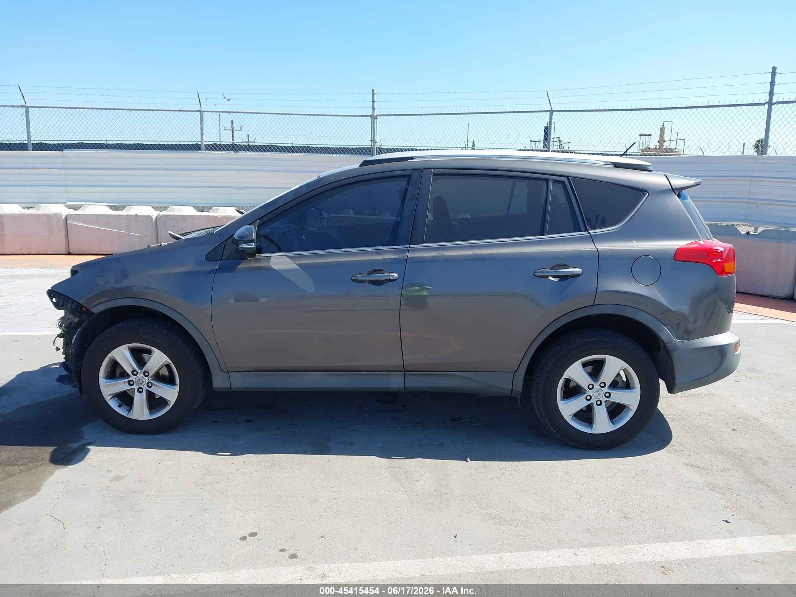 2014 Toyota Rav4 Xle Gray vin: 2T3WFREV0EW080324
