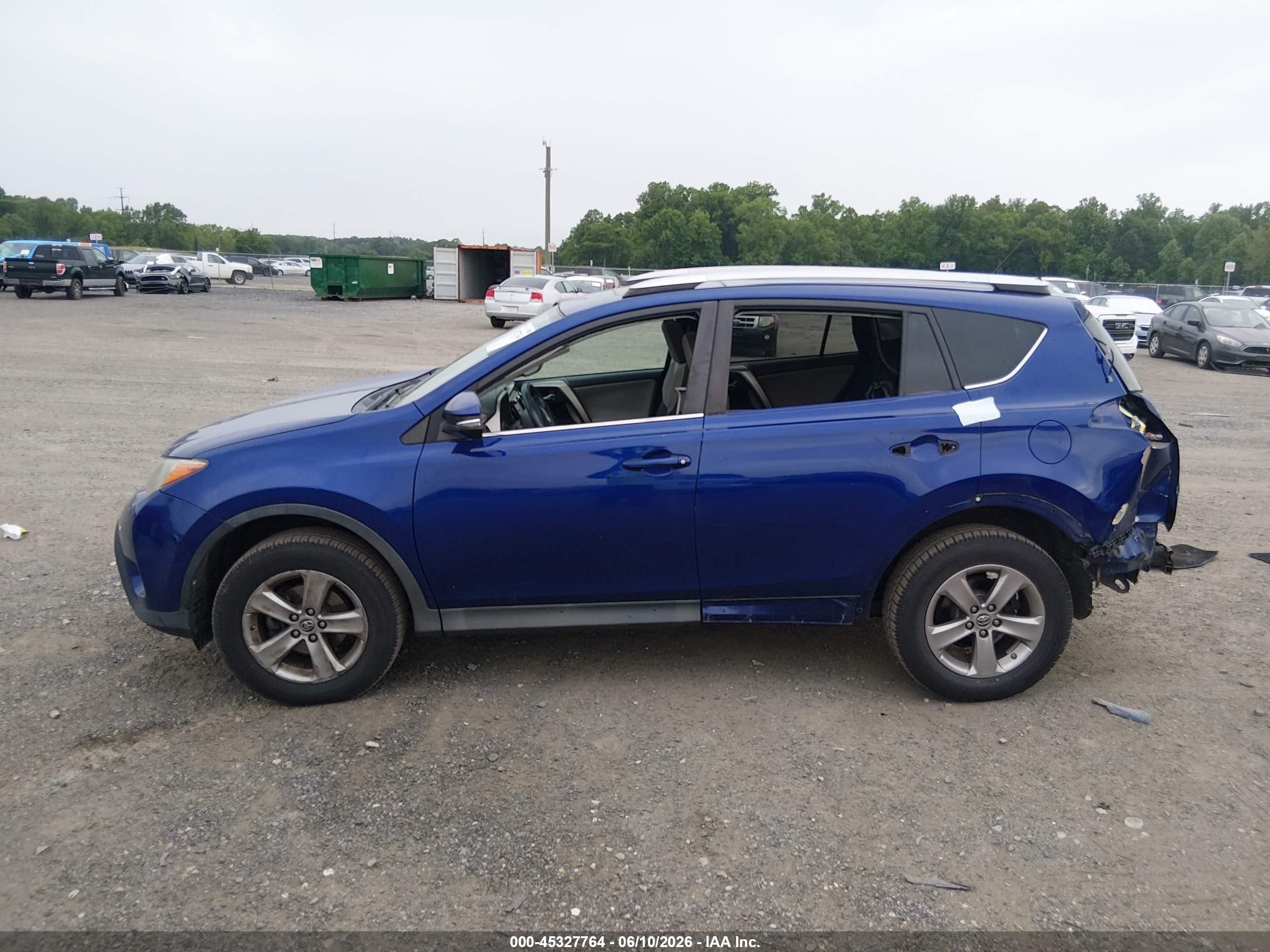 2015 Toyota Rav4 Xle Синий vin: 2T3WFREV0FW144069