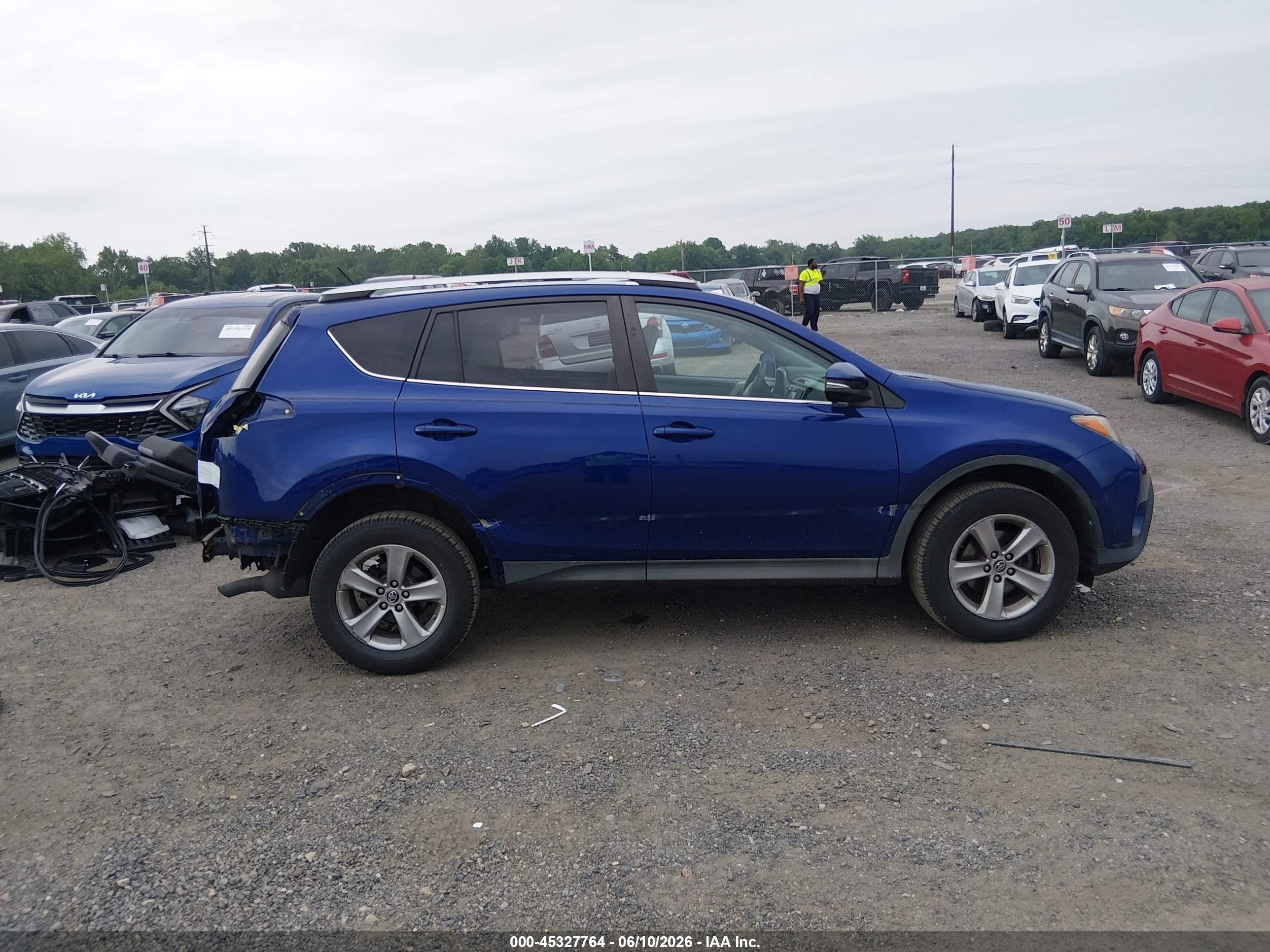 2015 Toyota Rav4 Xle Синий vin: 2T3WFREV0FW144069