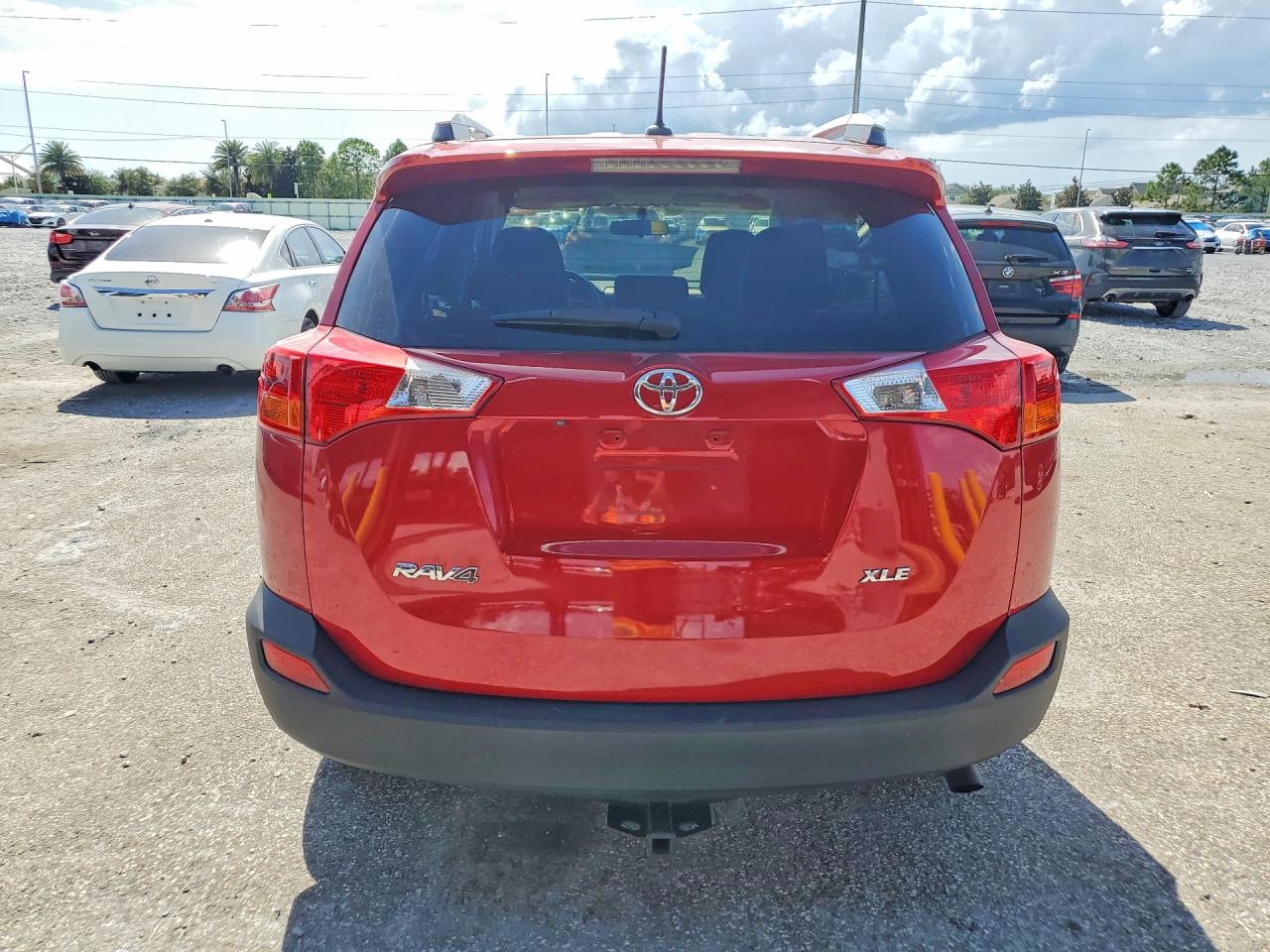 2015 Toyota Rav4 Xle Burgundy vin: 2T3WFREV0FW193577