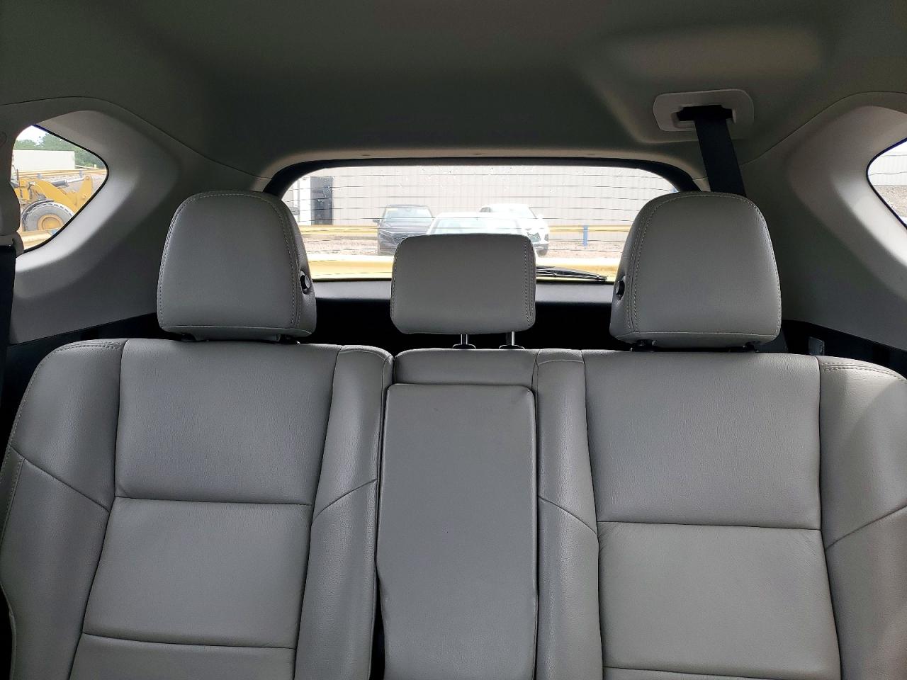 2017 Toyota Rav4 Xle White vin: 2T3WFREV0HW382698