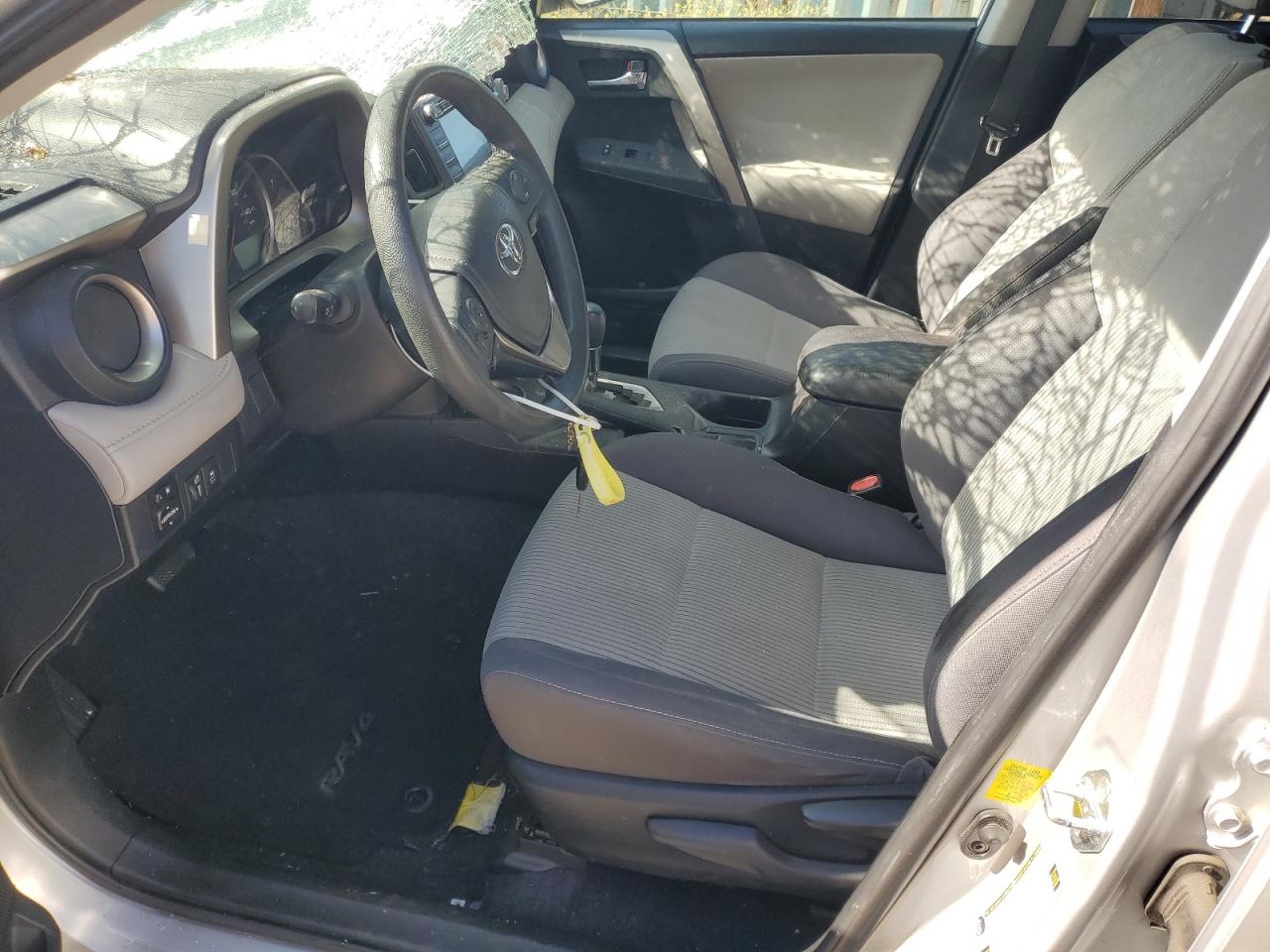 2015 Toyota Rav4 Xle Silver vin: 2T3WFREV1FW151645