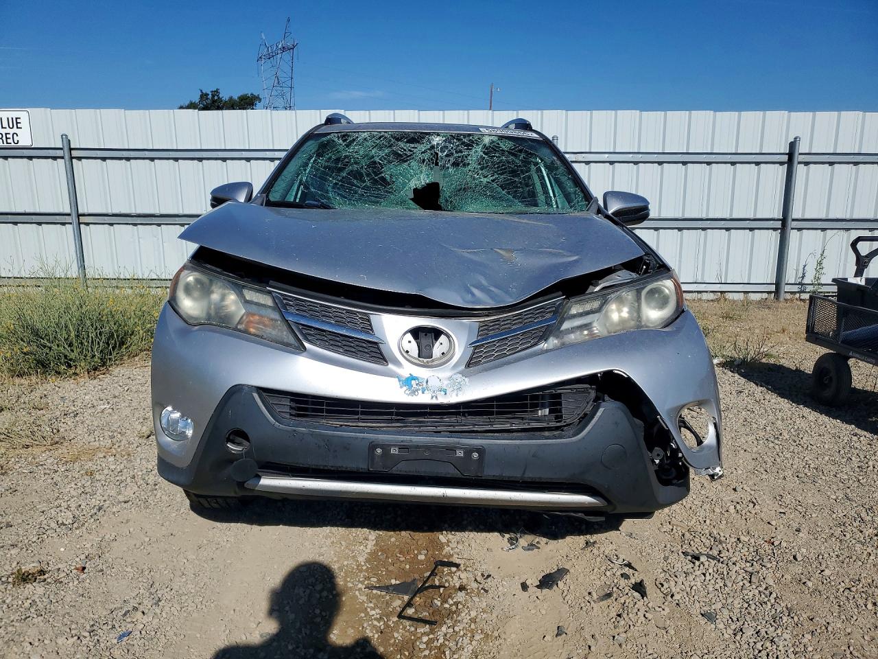 2015 Toyota Rav4 Xle Silver vin: 2T3WFREV1FW151645
