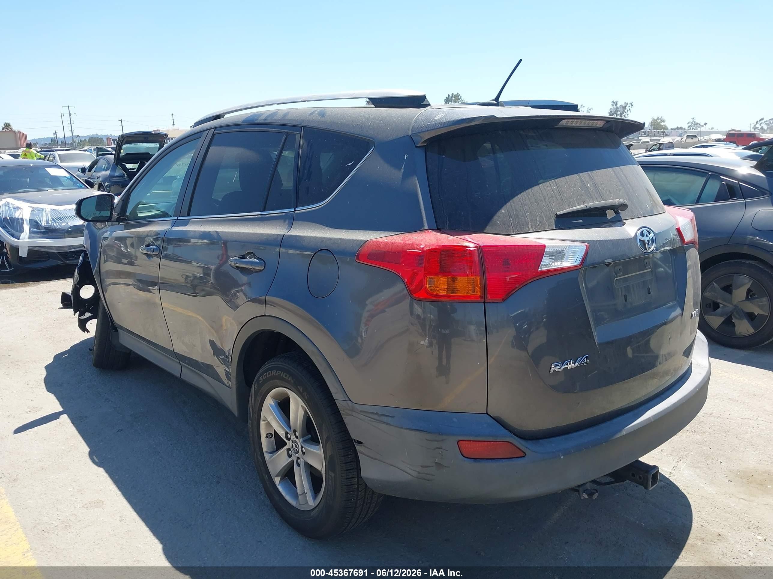 2015 Toyota Rav4 Xle Gray vin: 2T3WFREV1FW151998