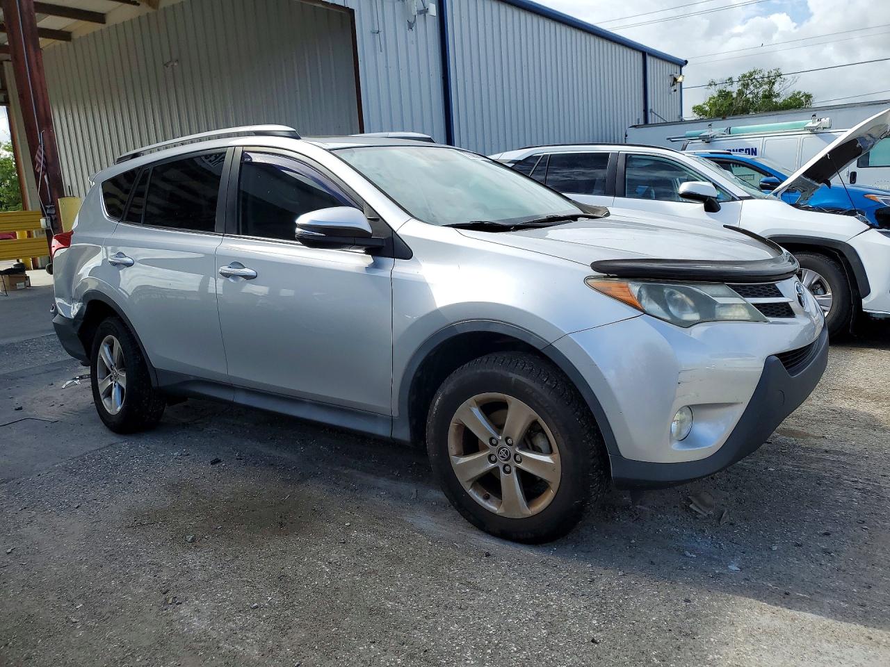 2015 Toyota Rav4 Xle Silver vin: 2T3WFREV1FW155128