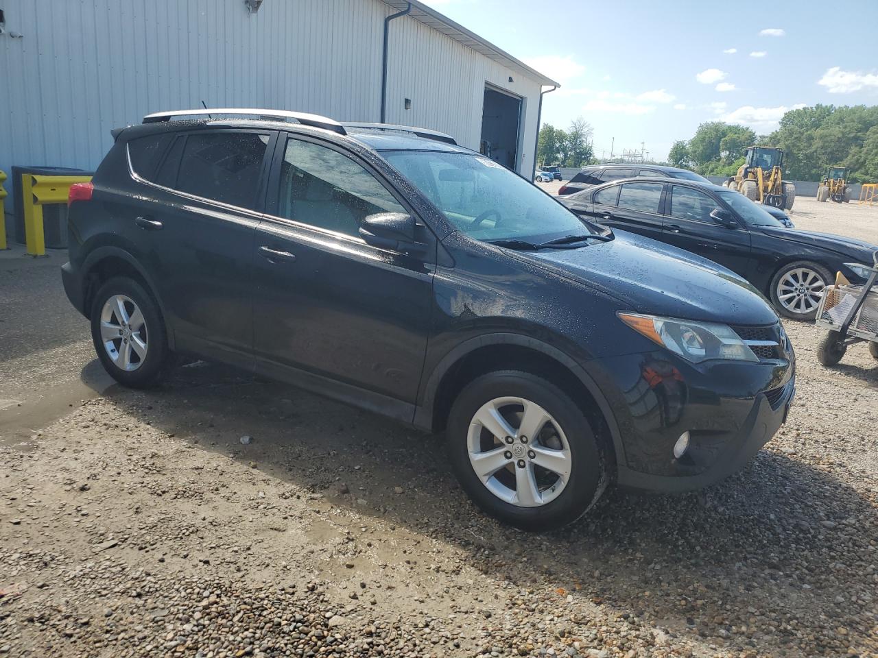 2013 Toyota Rav4 Xle Black vin: 2T3WFREV2DW011147 Damage: Right Front Door, Dent(S) W/ Paint Dmg, 2 To 3 Inches