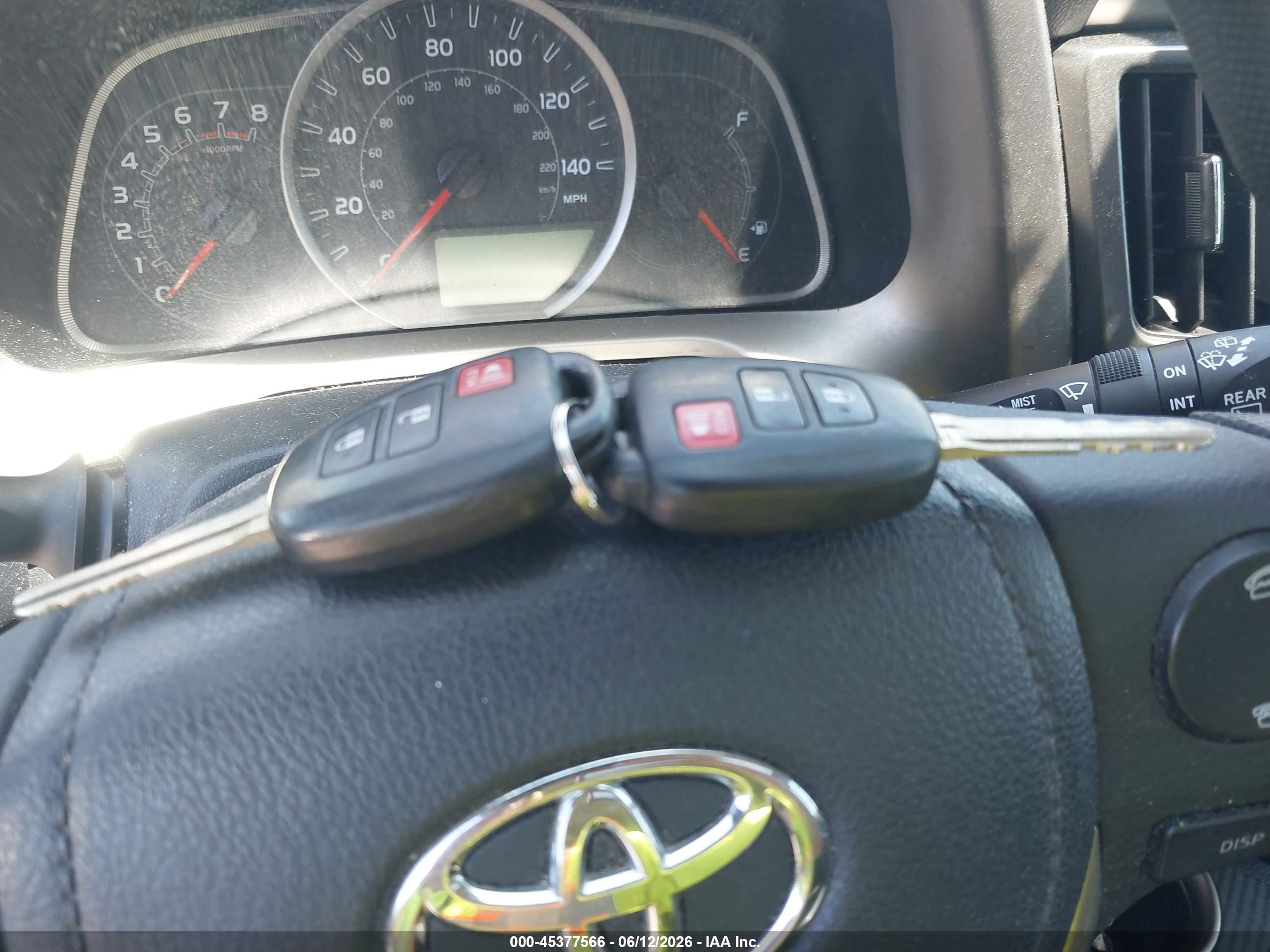 2013 Toyota Rav4 Xle Зеленый vin: 2T3WFREV2DW020494