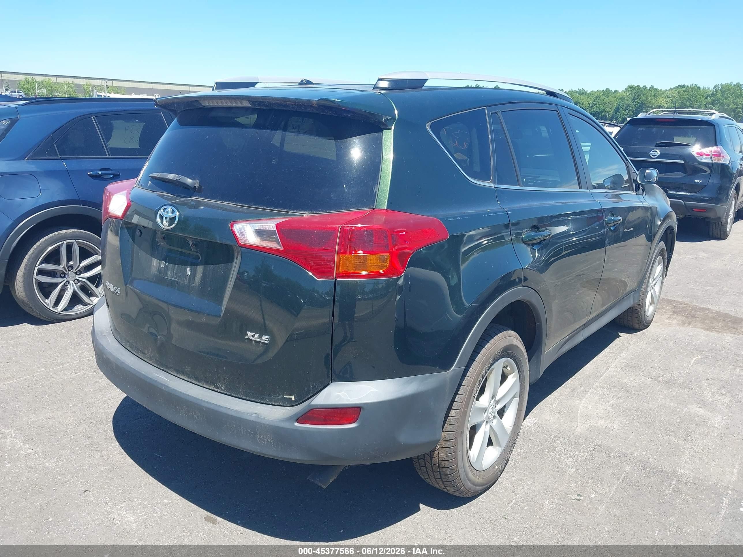 2013 Toyota Rav4 Xle Зеленый vin: 2T3WFREV2DW020494