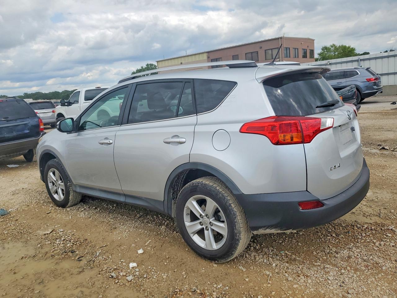 2013 Toyota Rav4 Xle Silver vin: 2T3WFREV2DW044424