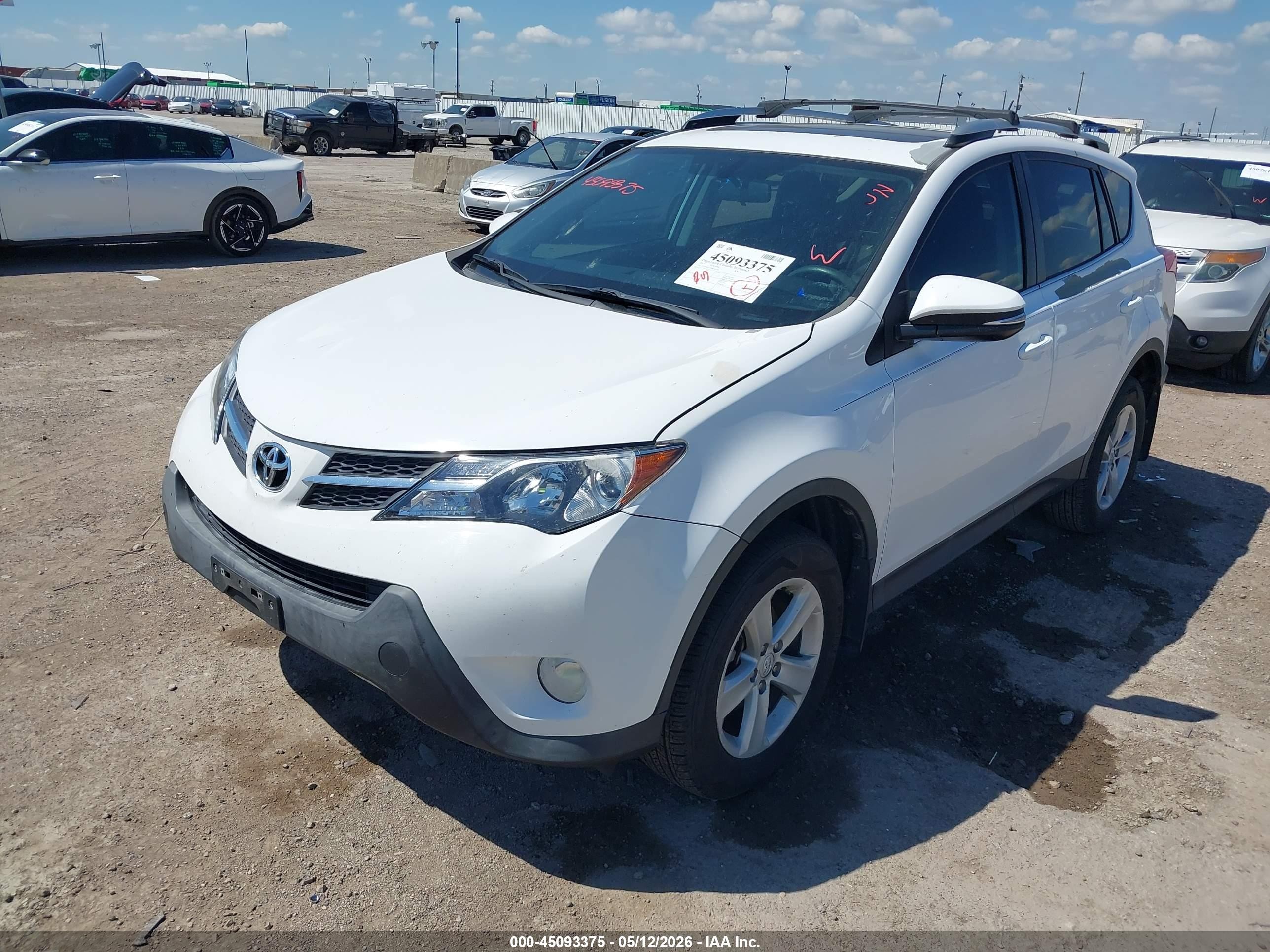 2013 Toyota Rav4 Xle White vin: 2T3WFREV2DW050739