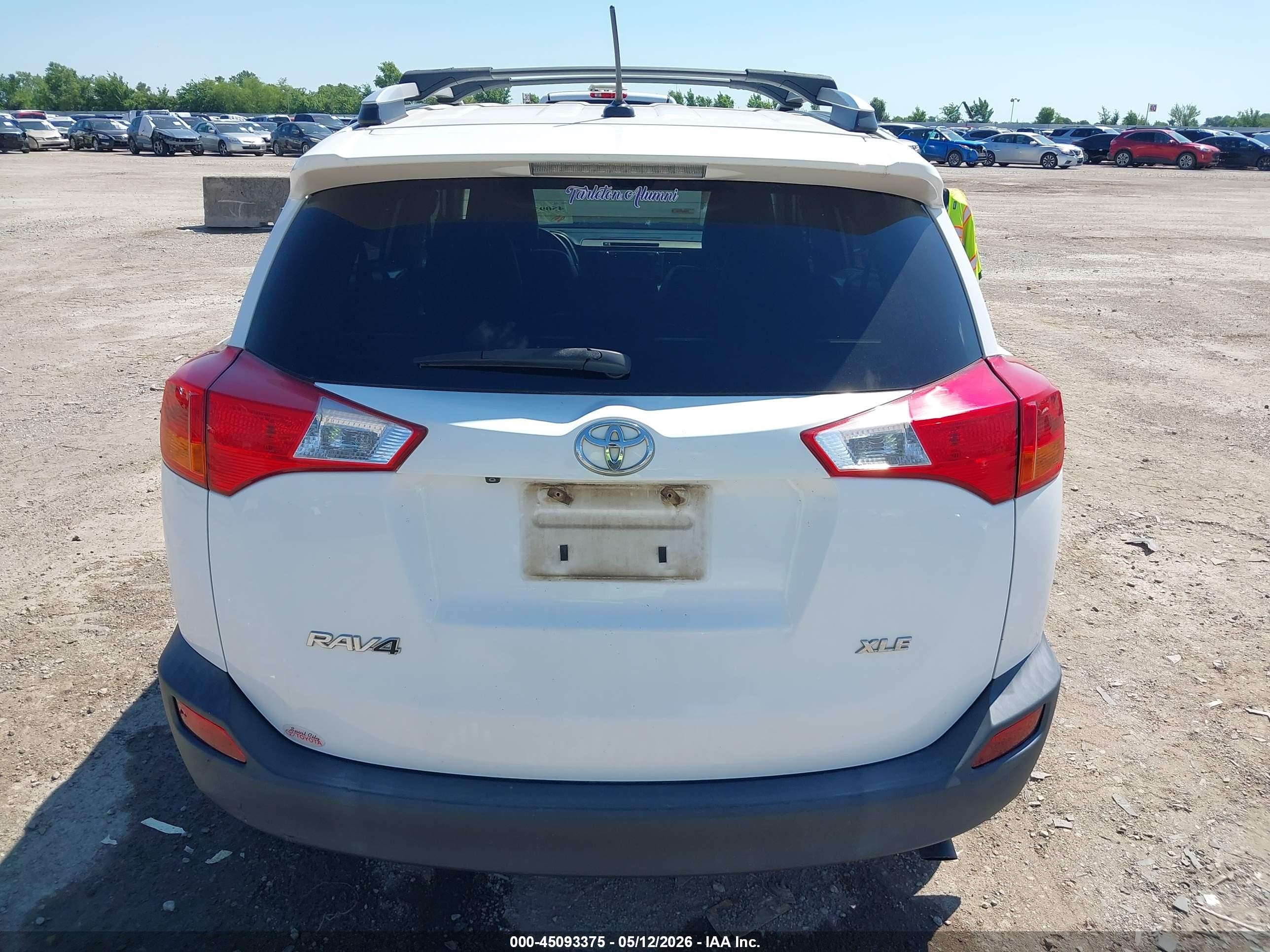 2013 Toyota Rav4 Xle White vin: 2T3WFREV2DW050739
