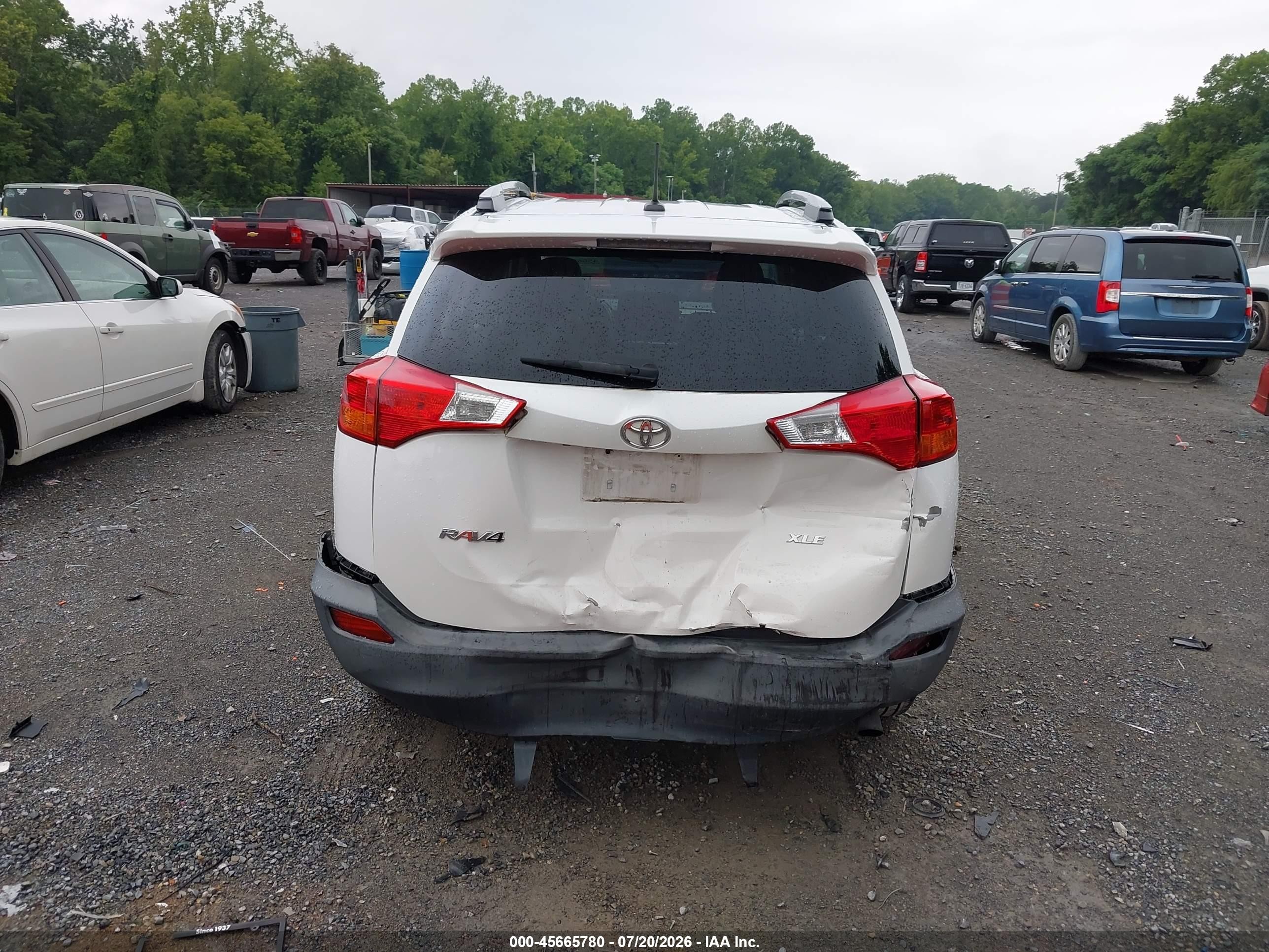 2014 Toyota Rav4 Xle White vin: 2T3WFREV2EW114280