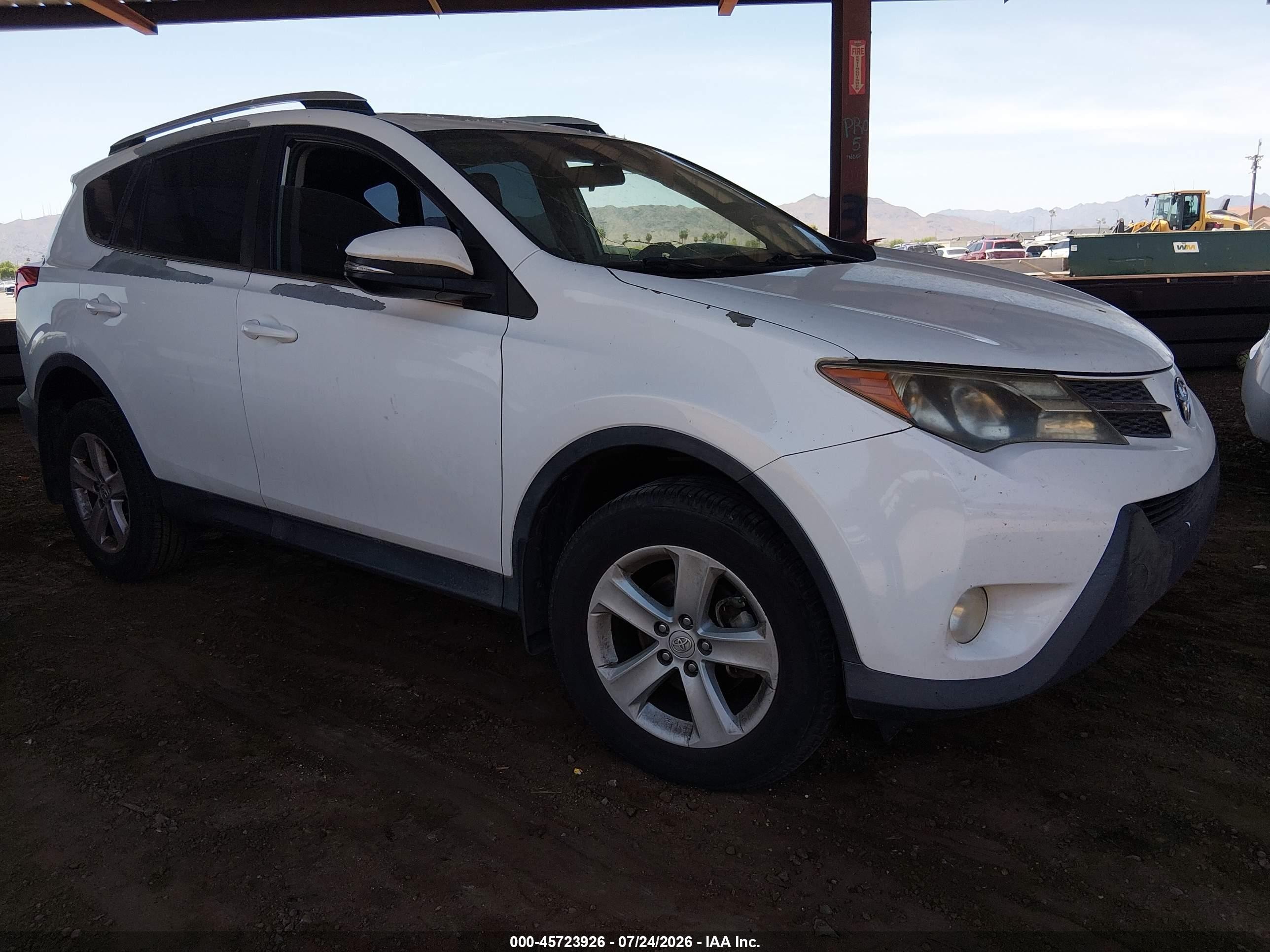 2014 Toyota Rav4 Xle White vin: 2T3WFREV2EW120662