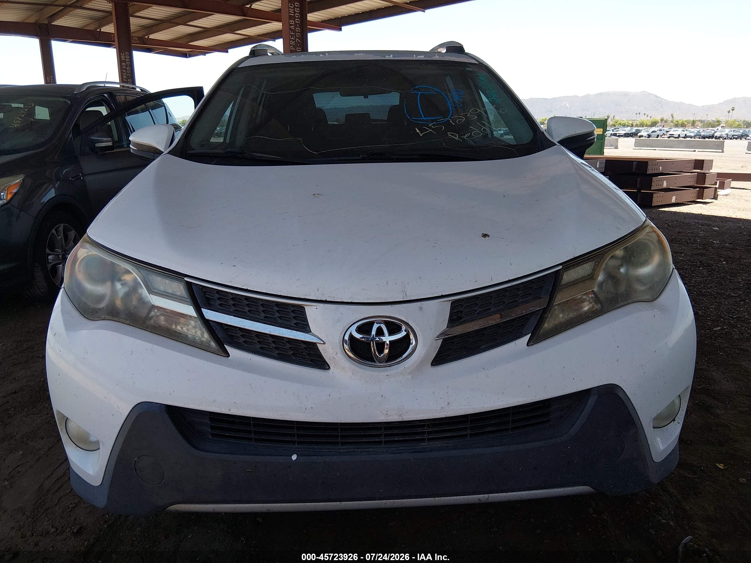 2014 Toyota Rav4 Xle White vin: 2T3WFREV2EW120662