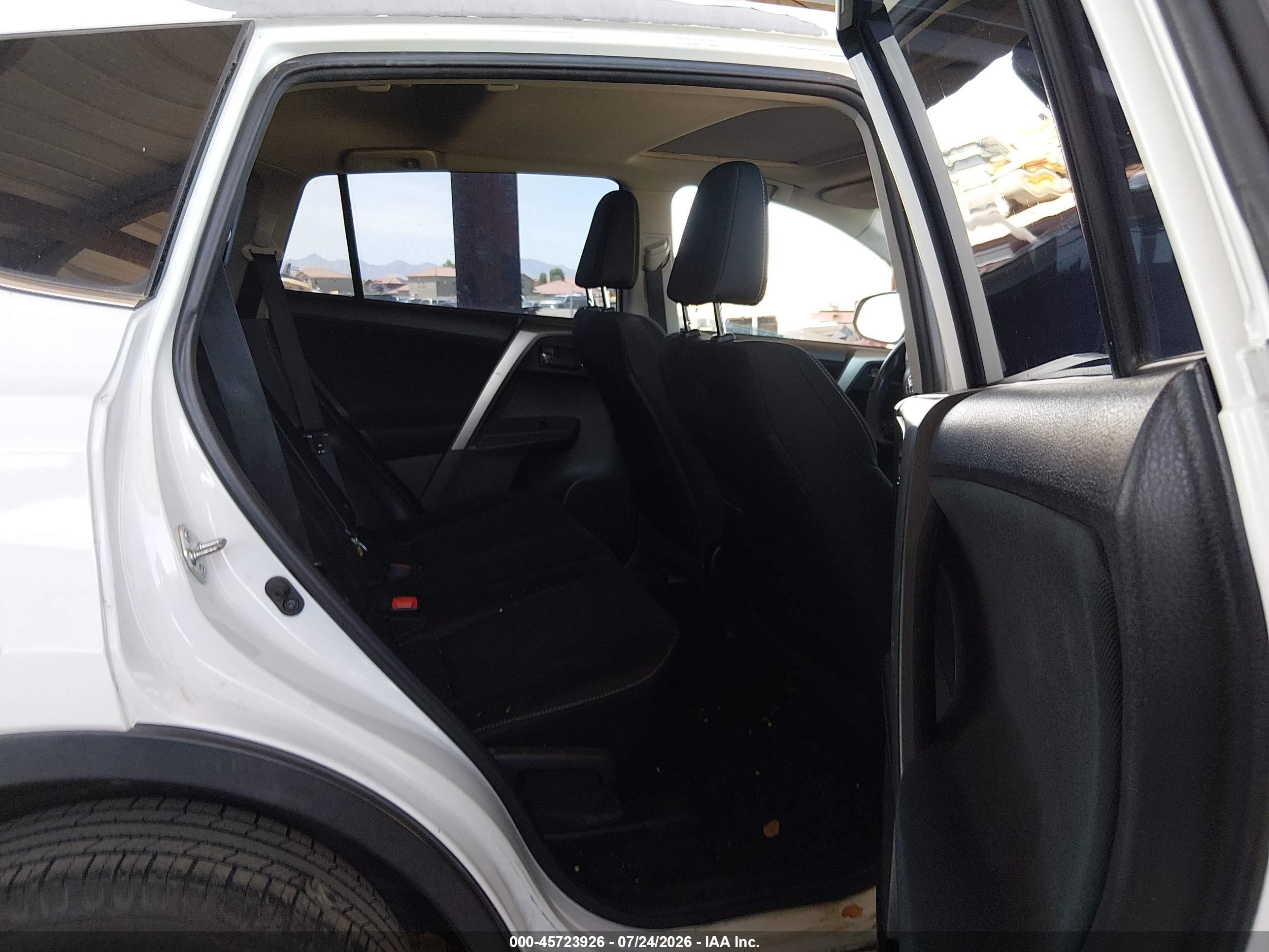 2014 Toyota Rav4 Xle White vin: 2T3WFREV2EW120662