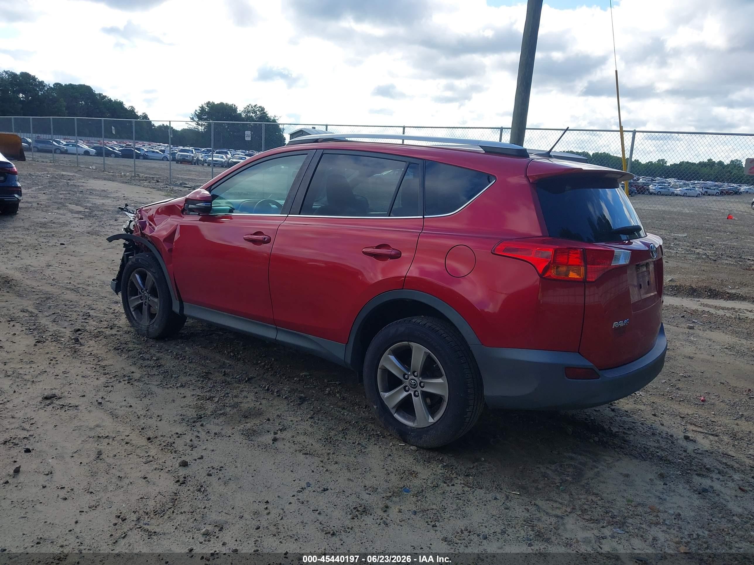 2015 Toyota Rav4 Xle Red vin: 2T3WFREV2FW133901