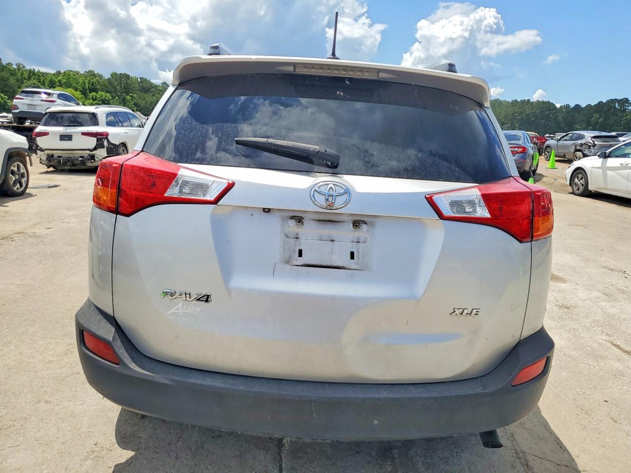 2015 Toyota Rav4 Xle Silver vin: 2T3WFREV2FW164369