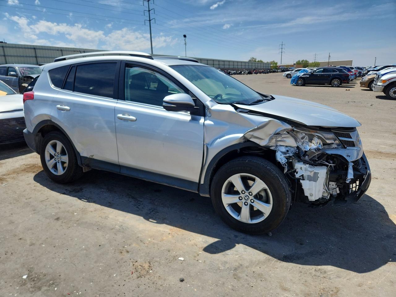 2015 Toyota Rav4 Xle Silver vin: 2T3WFREV2FW197193