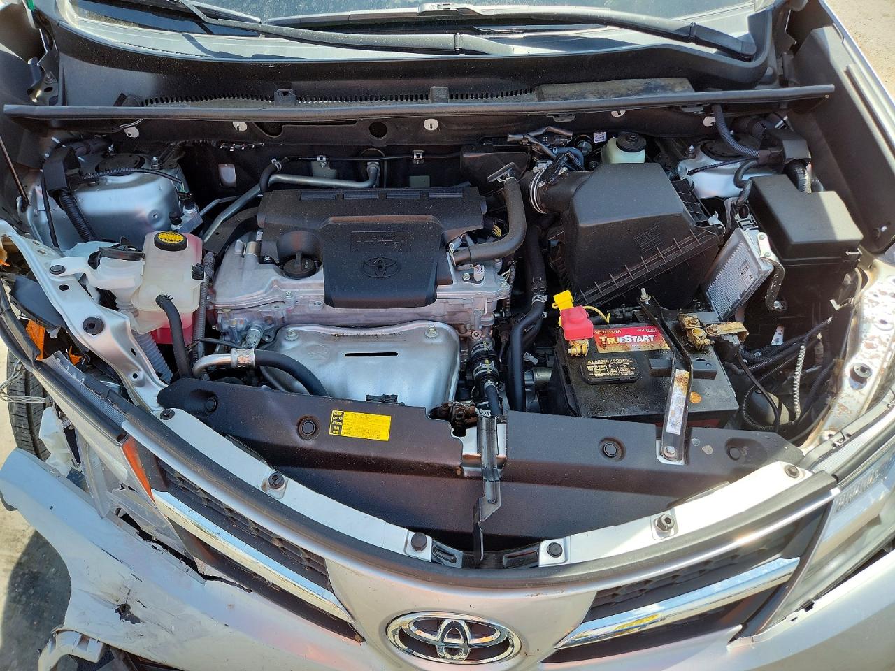 2015 Toyota Rav4 Xle Silver vin: 2T3WFREV2FW197193