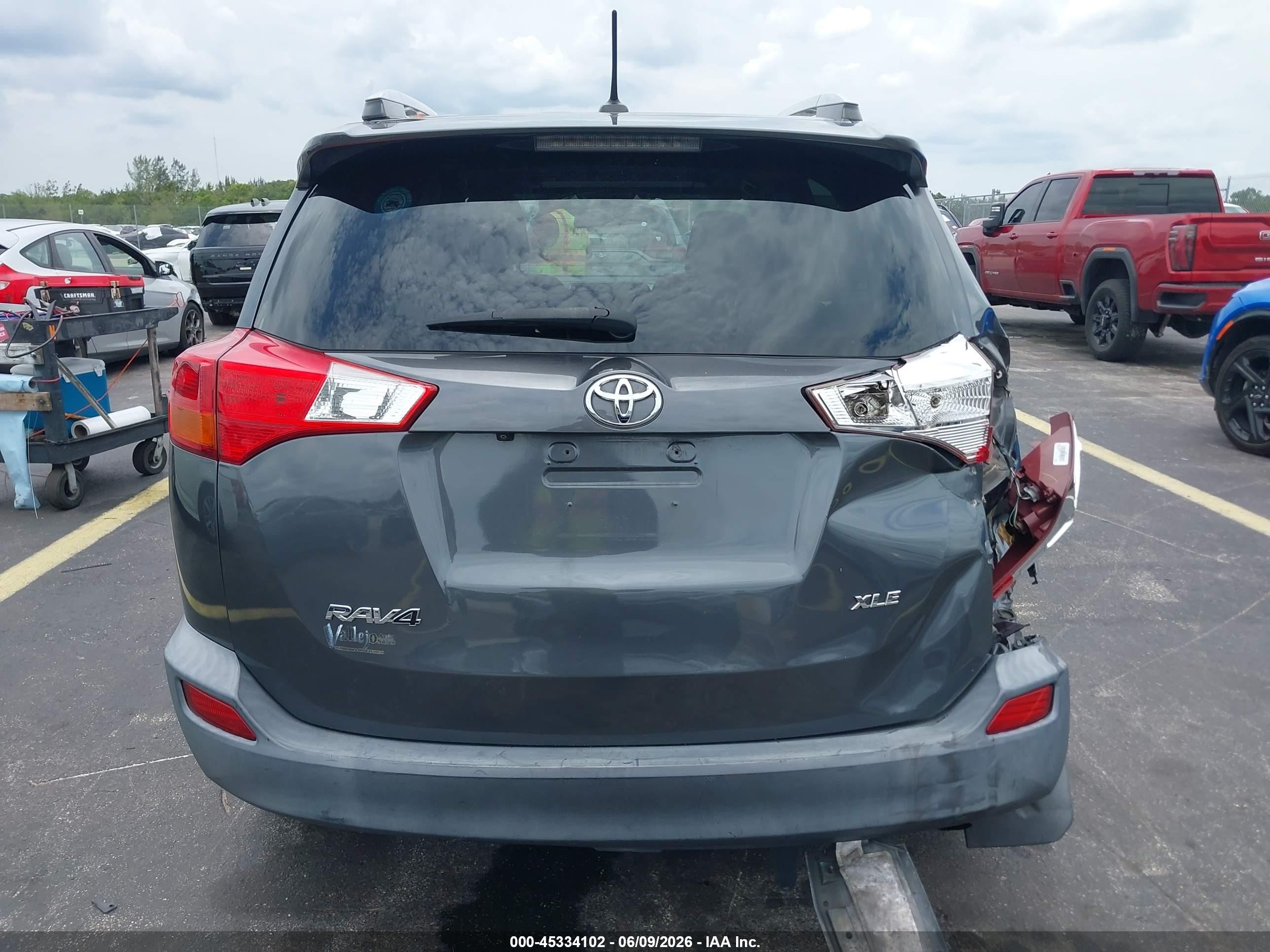 2015 Toyota Rav4 Xle Gray vin: 2T3WFREV2FW198408