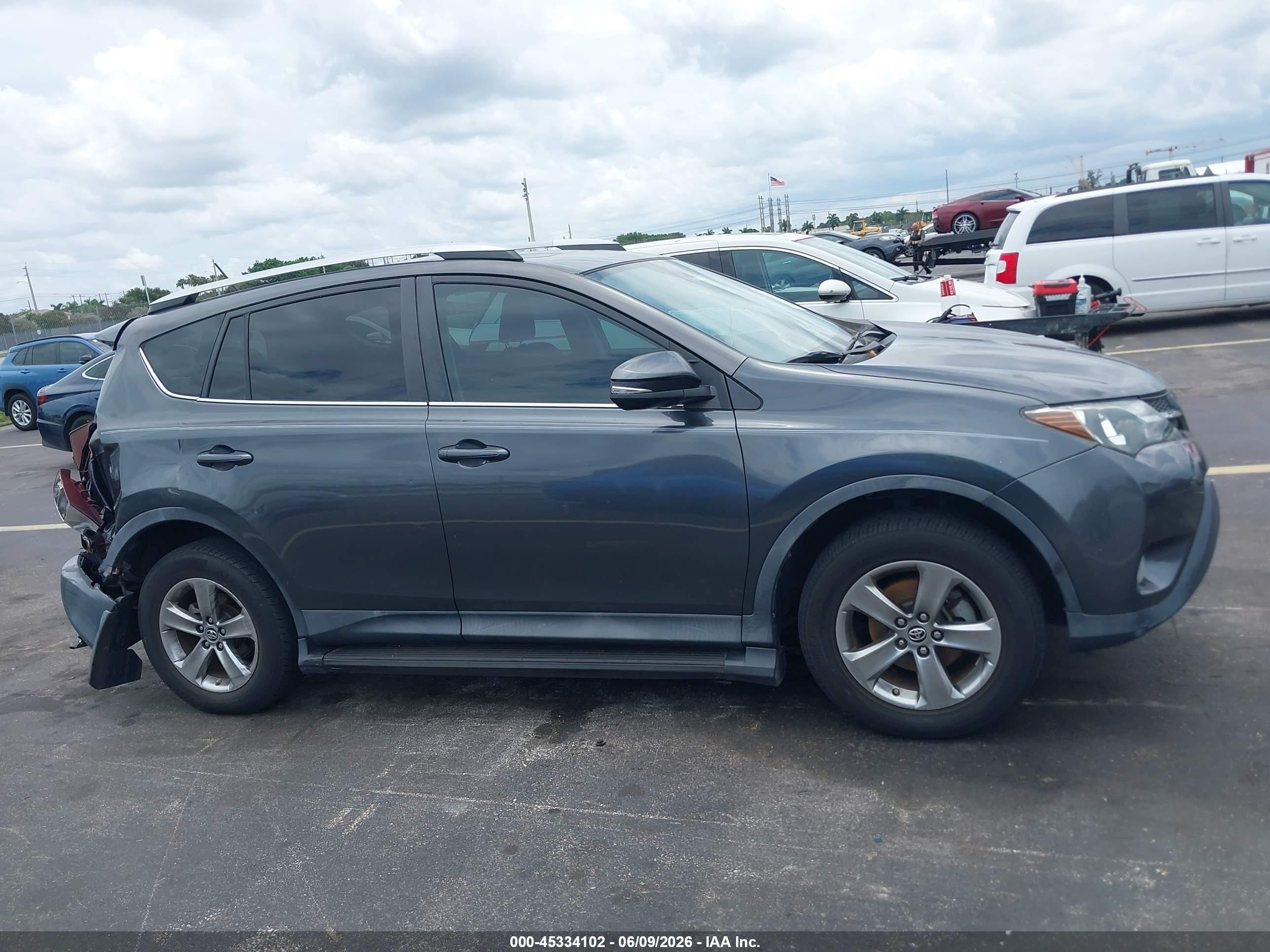 2015 Toyota Rav4 Xle Gray vin: 2T3WFREV2FW198408